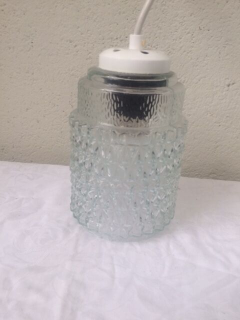 Suspension vintage ' 70s, molded glass globe highlight