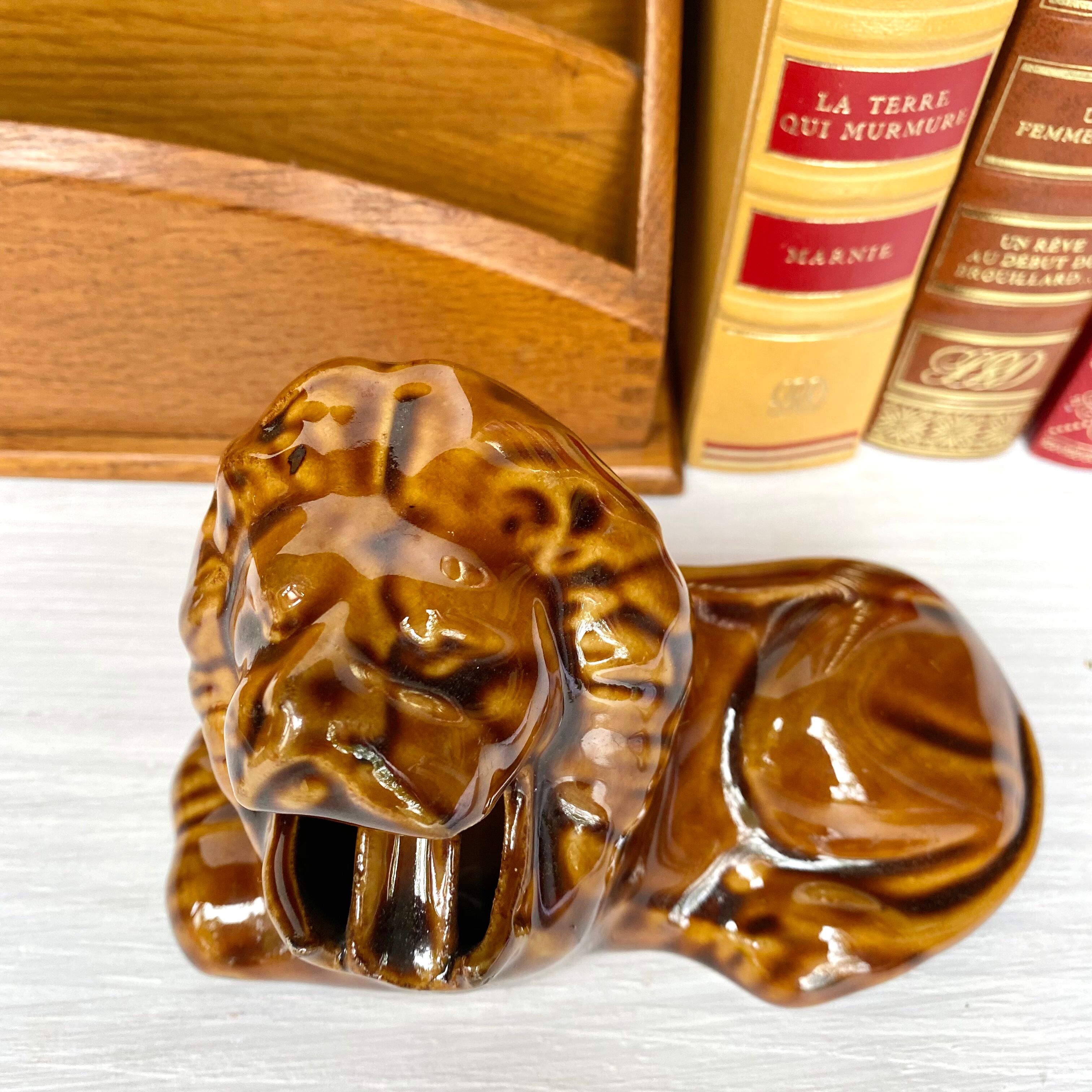 Vintage lion advertising ashtray