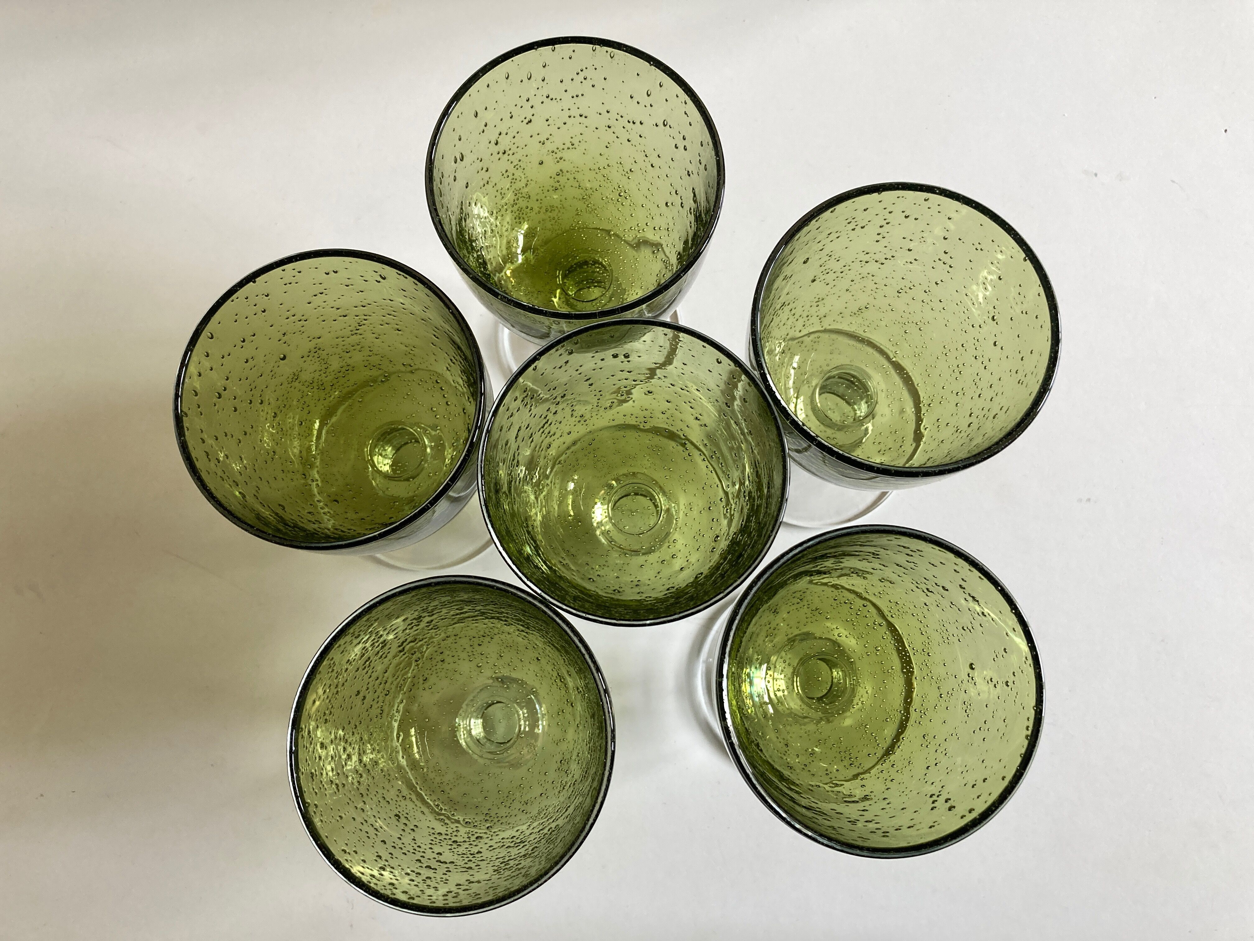 Set de 6 verres 1970 en verre bullé vert