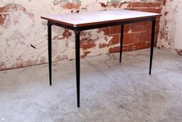 Console Black legs