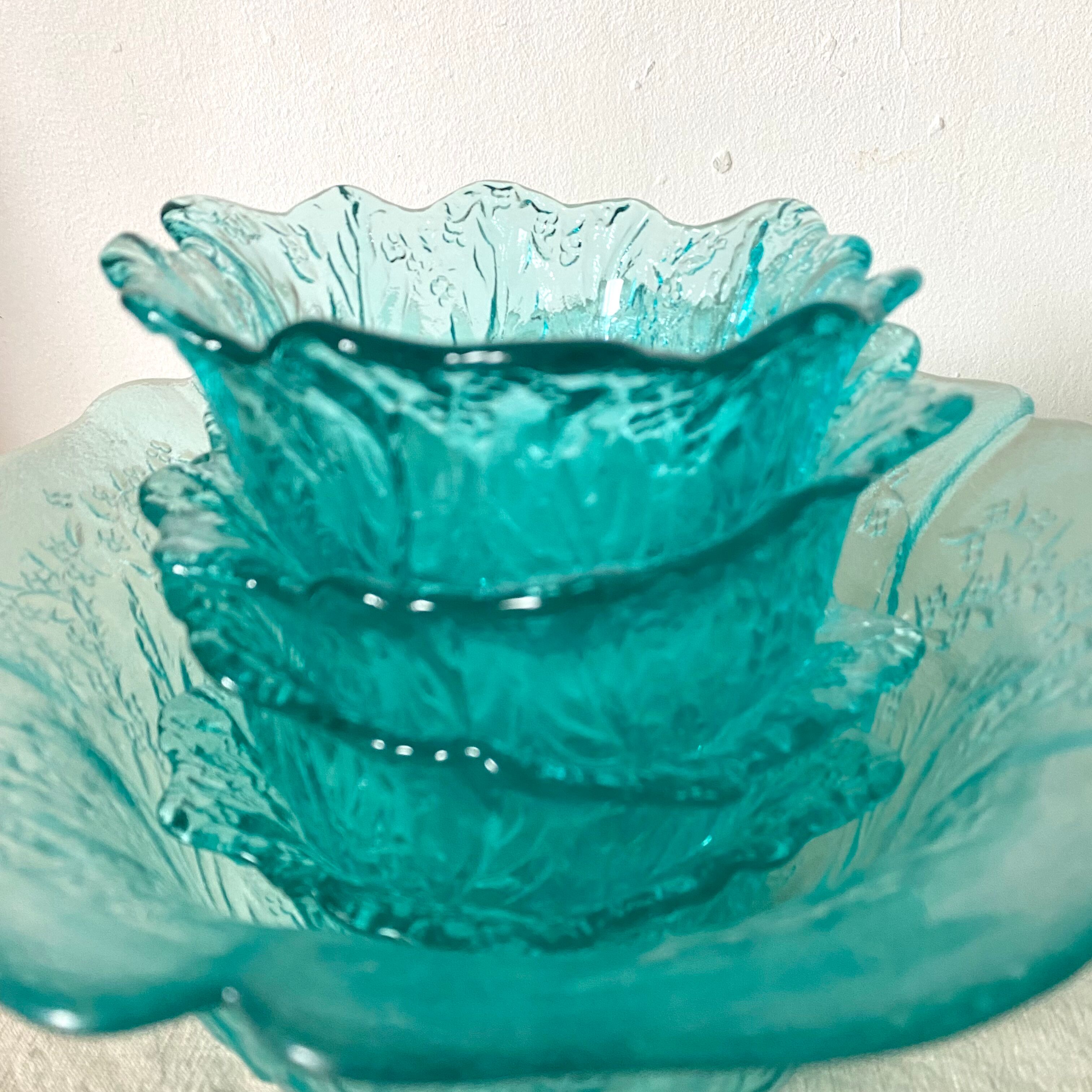 Vintage bowls and salad bowl italy