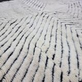 Handmade natural pure wool rug, size 200 x 300 cm