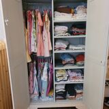 Armoire parisienne rose rangement enfant vintage bois bohême fleurs TBE