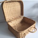 Suitcase round Wicker vintage