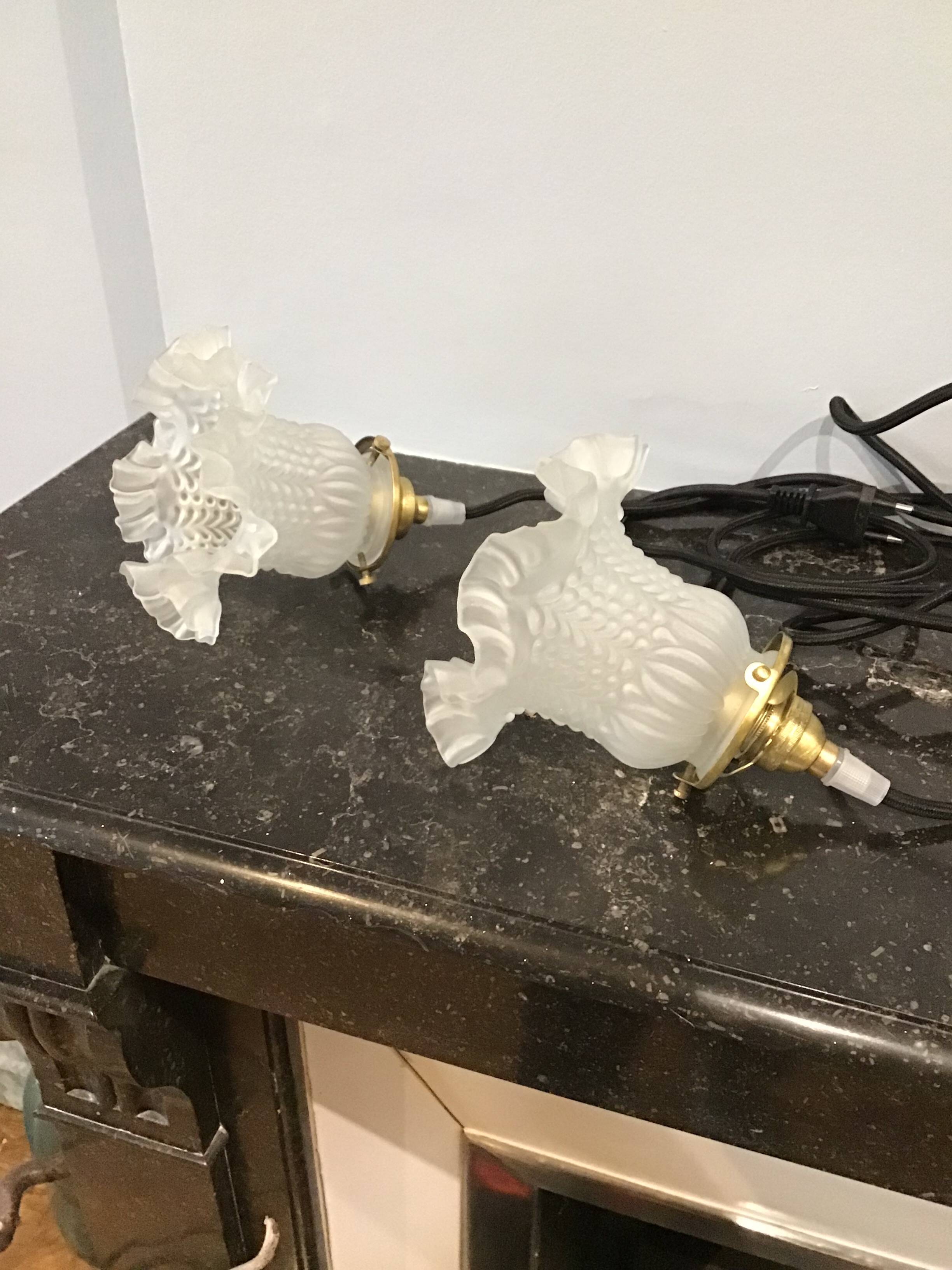 Set of two portable lamps