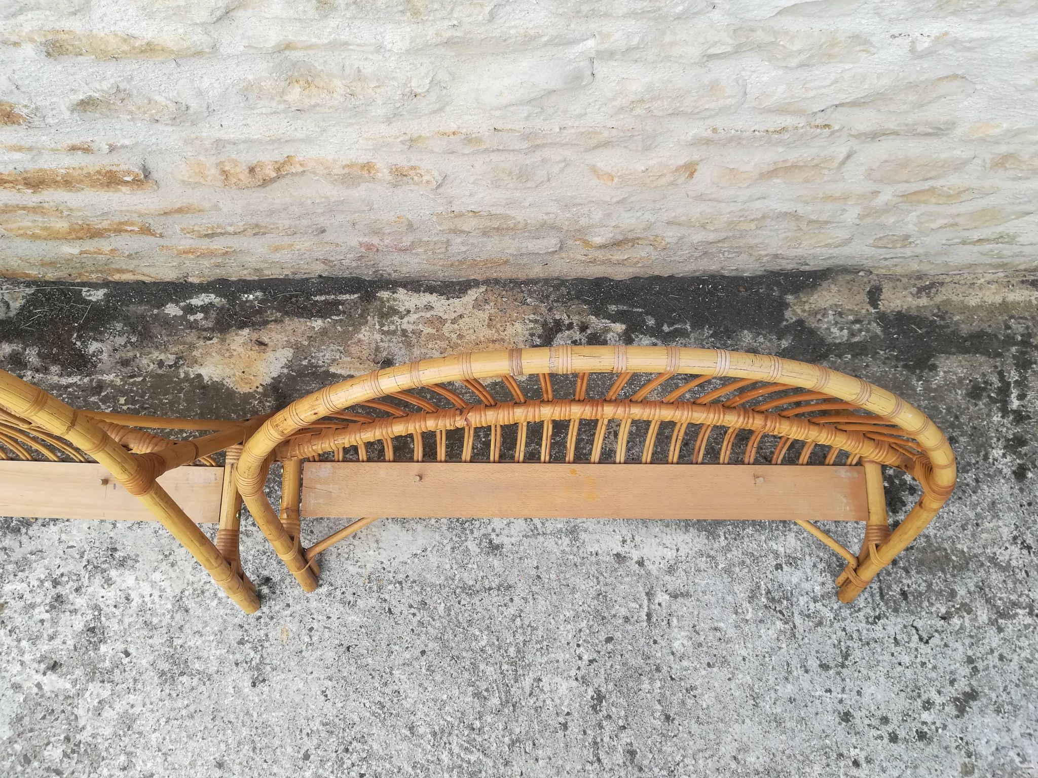 Tête et pied de lit corbeille en rotin