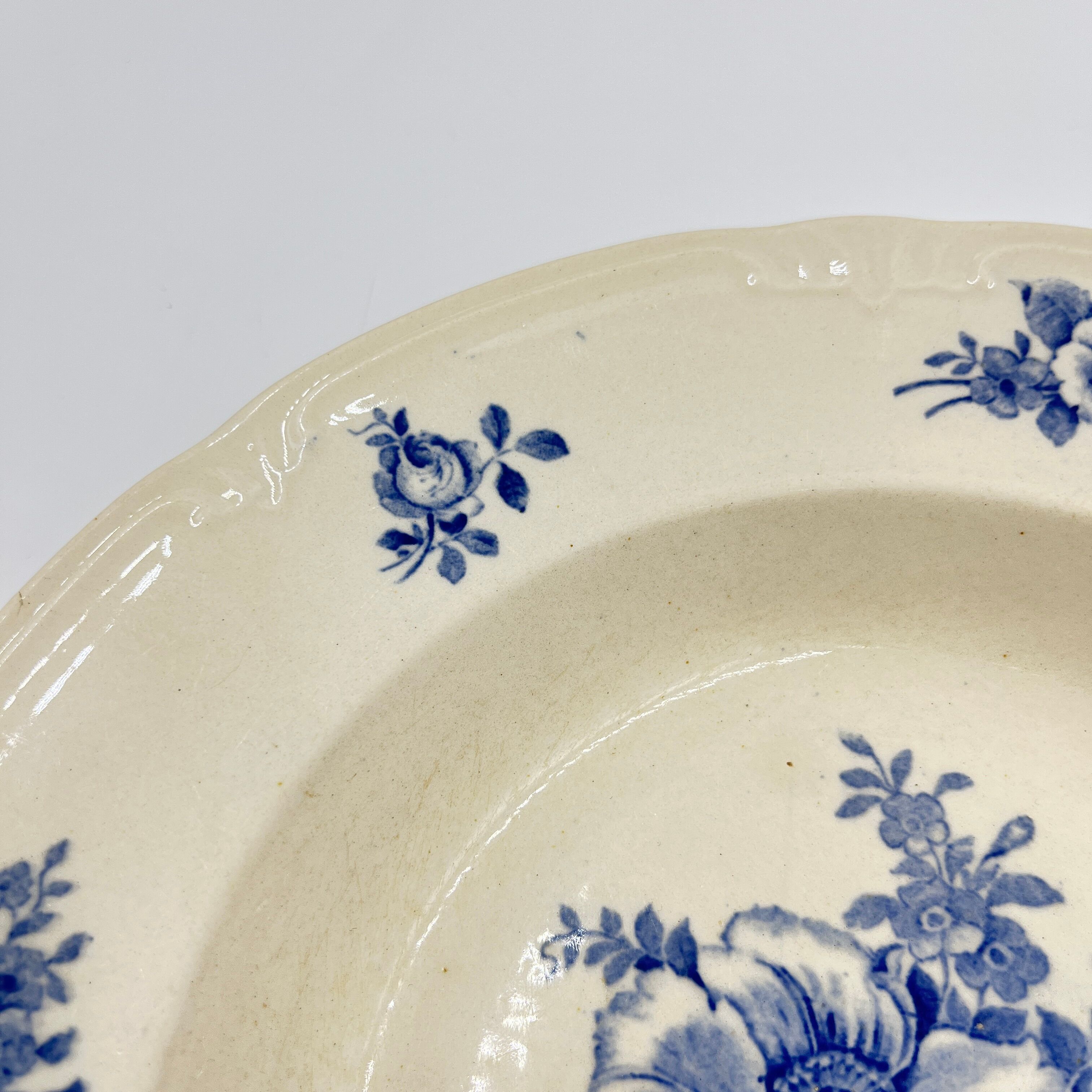 Set of 20 plates Boch Frères décor Rhodia