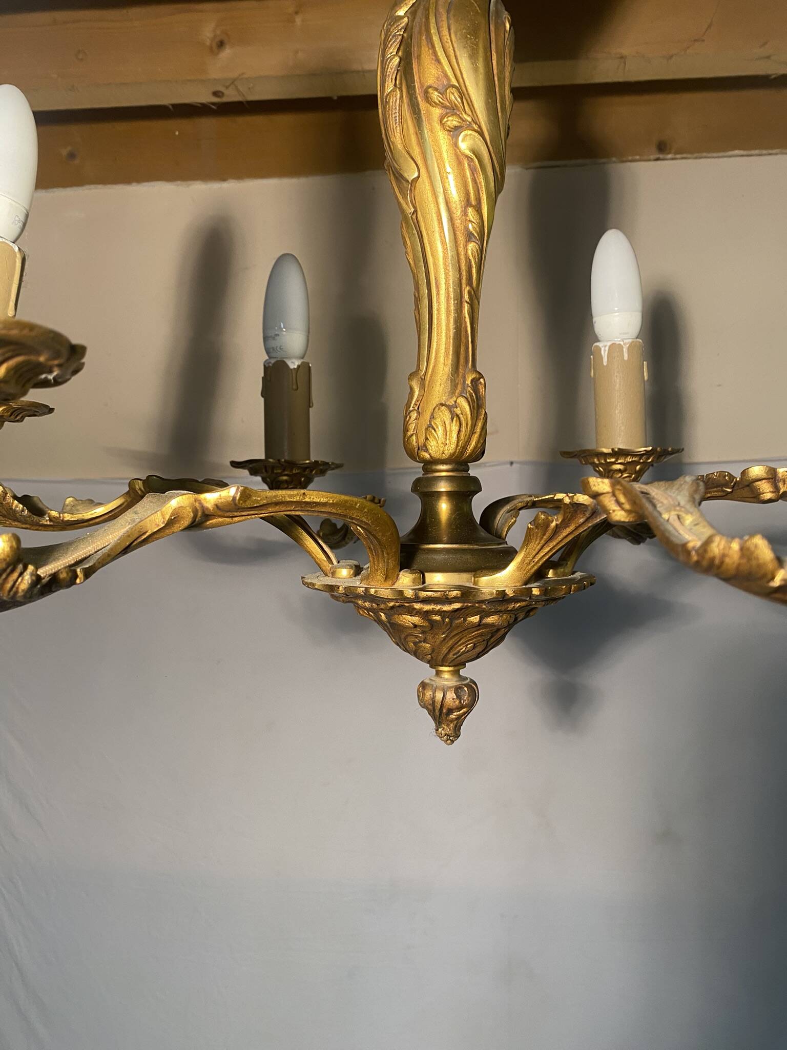 Vintage 6-Light Gold Brass Chandelier - Classic Style