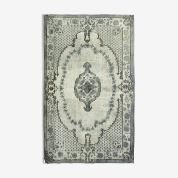 Handwoven overdyed anatolian 1970s 177 cm x 283 cm grey carpet
