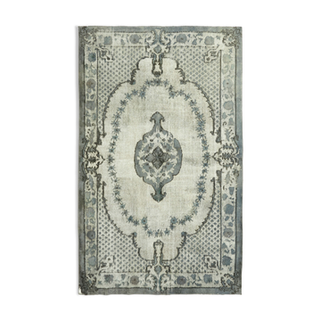 Handwoven overdyed anatolian 1970s 177 cm x 283 cm grey carpet