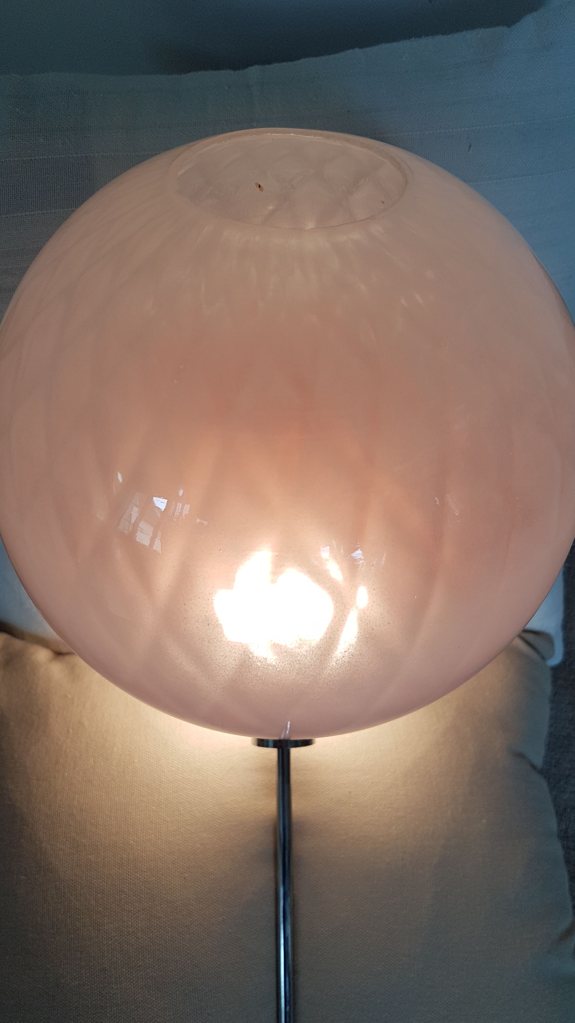 Globe en verre rose pour lustre ou lampe