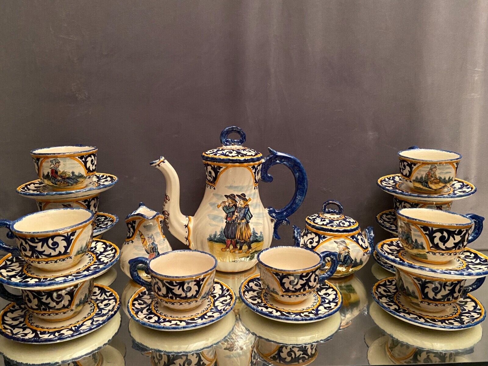Service à Café En Faïence Multicolore – Incomplet Pour Appoint Ou Déco