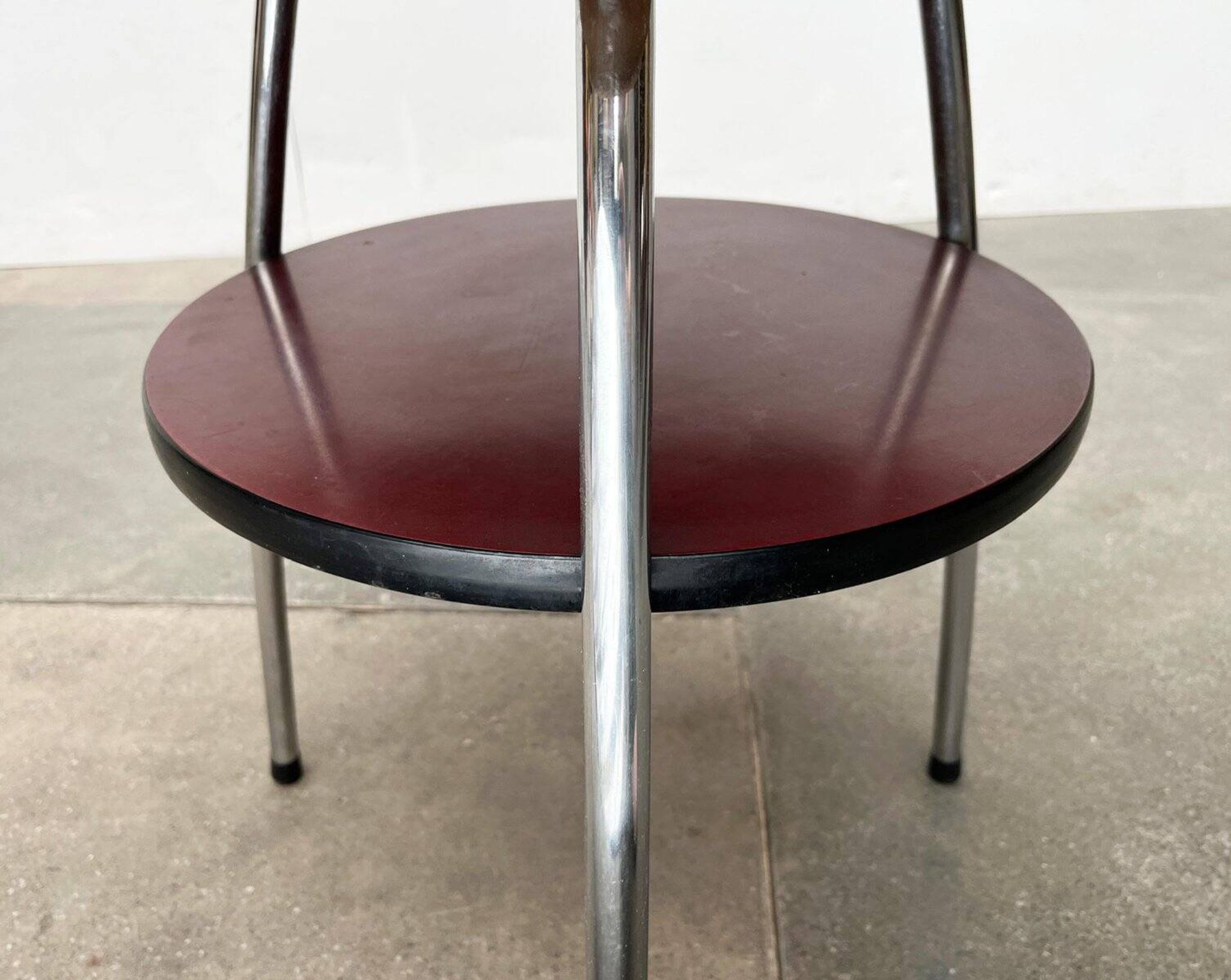 Mid-century German tubular steel table by Mauser Werke Waldeck.