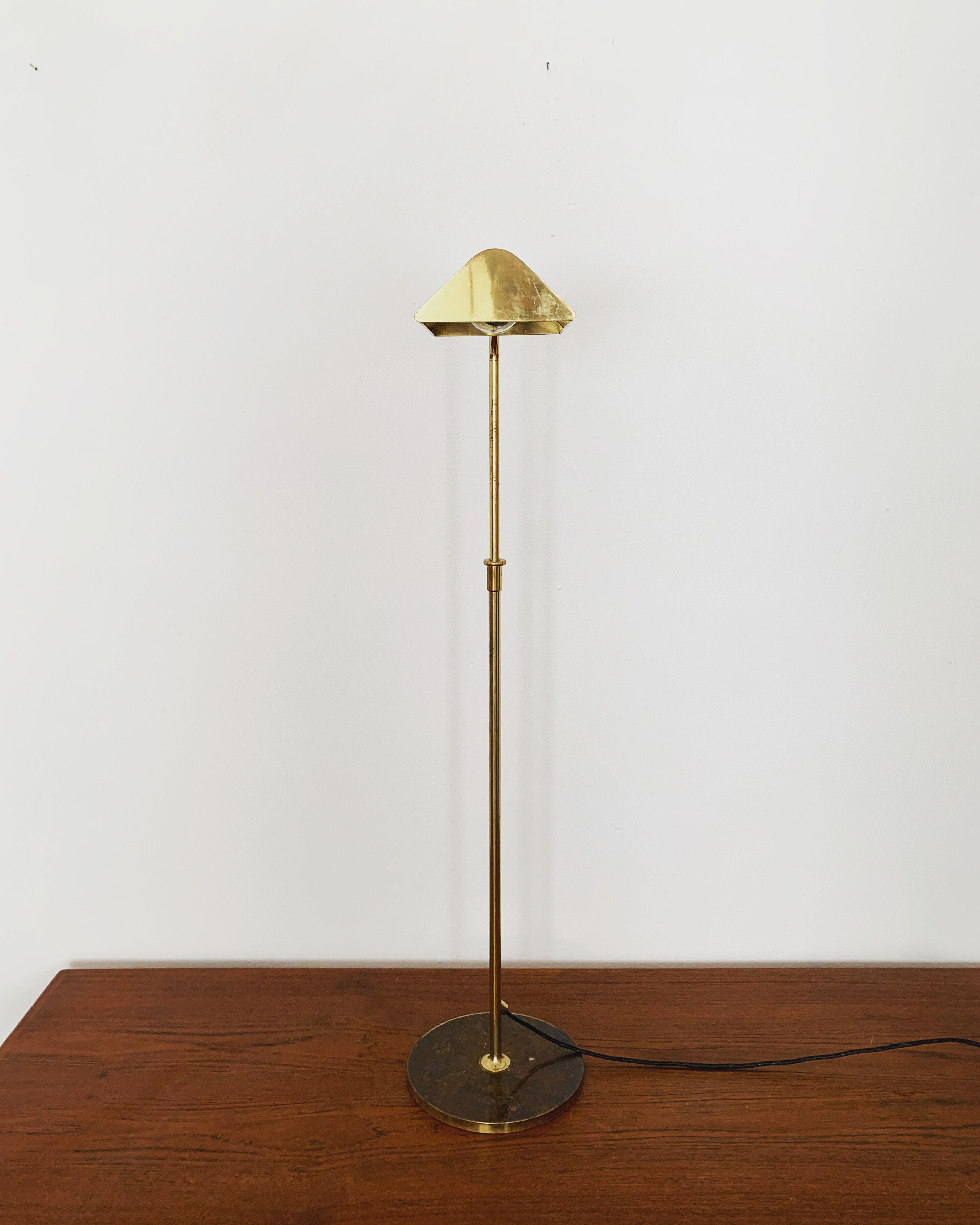 1970s adjustable brass floor lamp by Florian Schulz