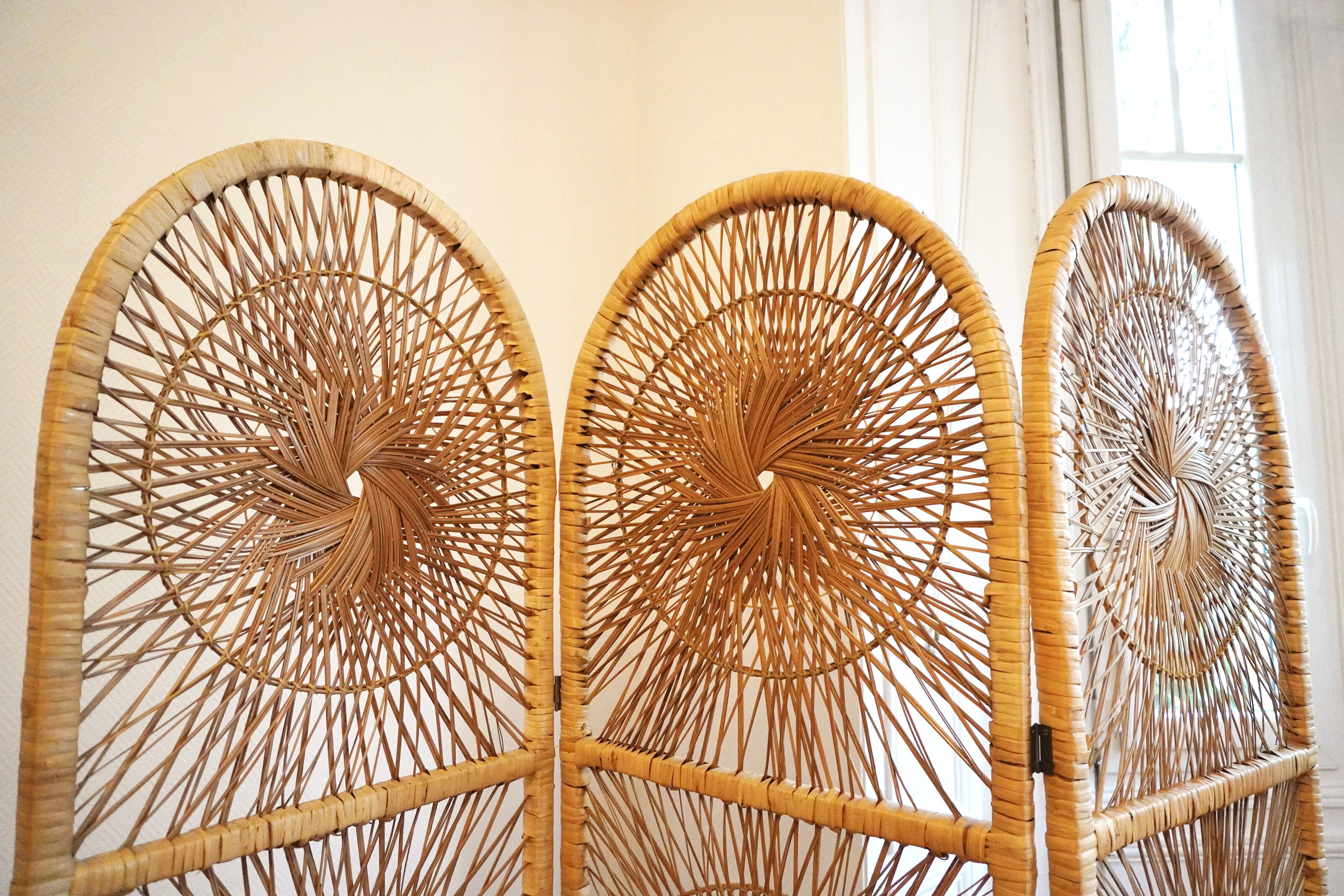 Rattan peacock screen