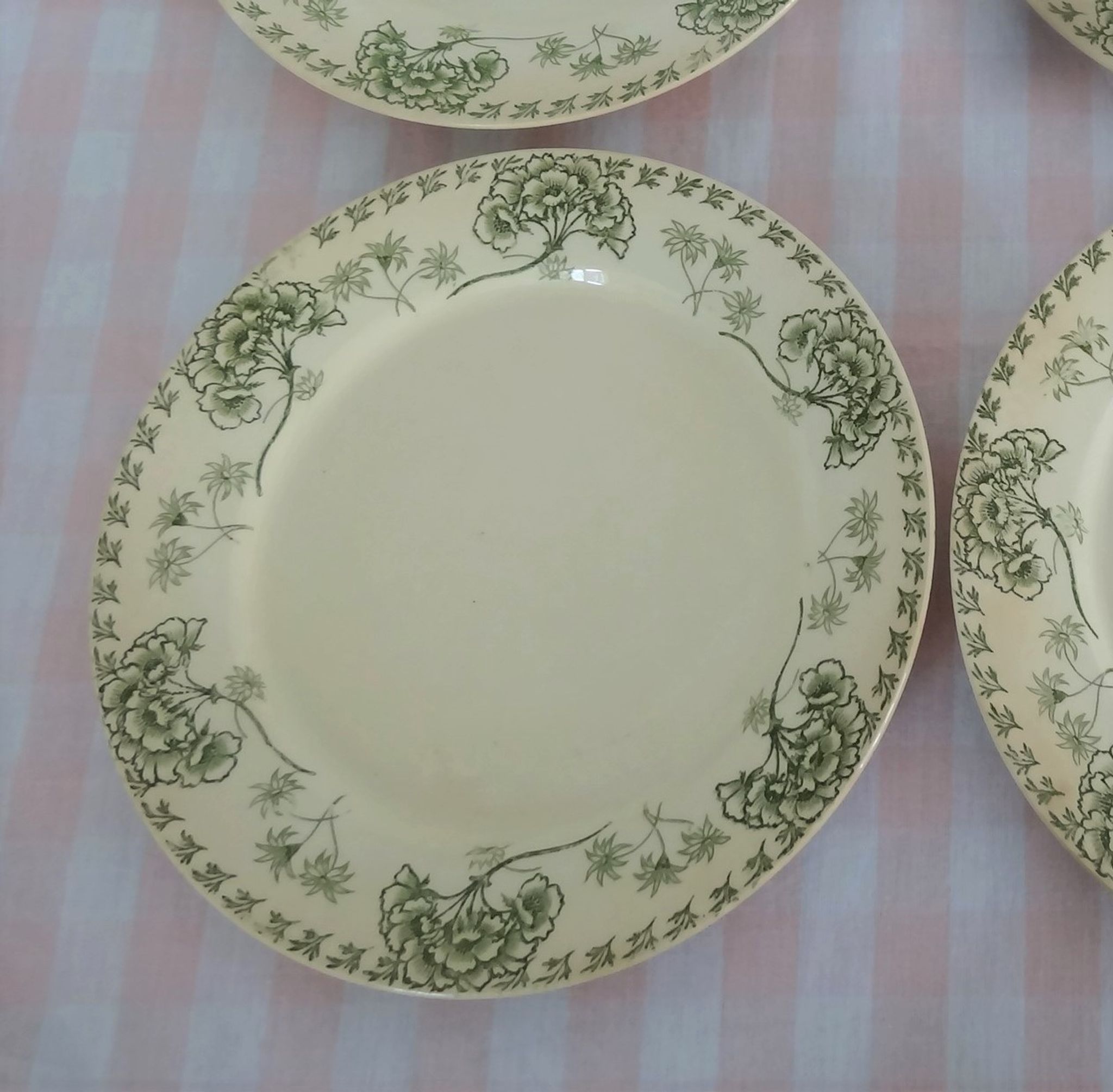 Lot de 4 assiettes plates en faïence de Sarreguemines motif Palmyre