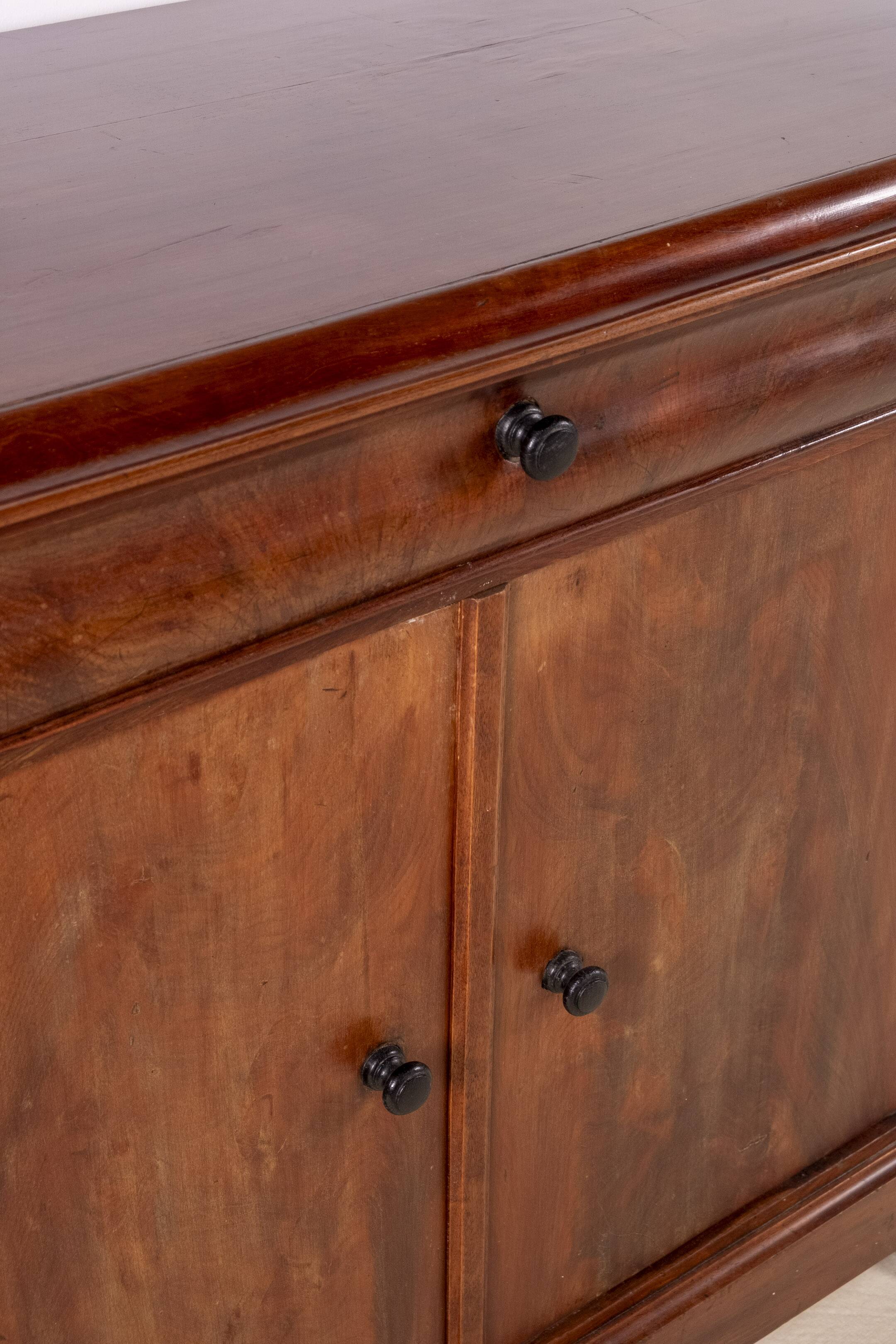 Cabinet Louis Philippe en acajou fabriqué en Belgique