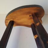 Tripod stool in vintage skin