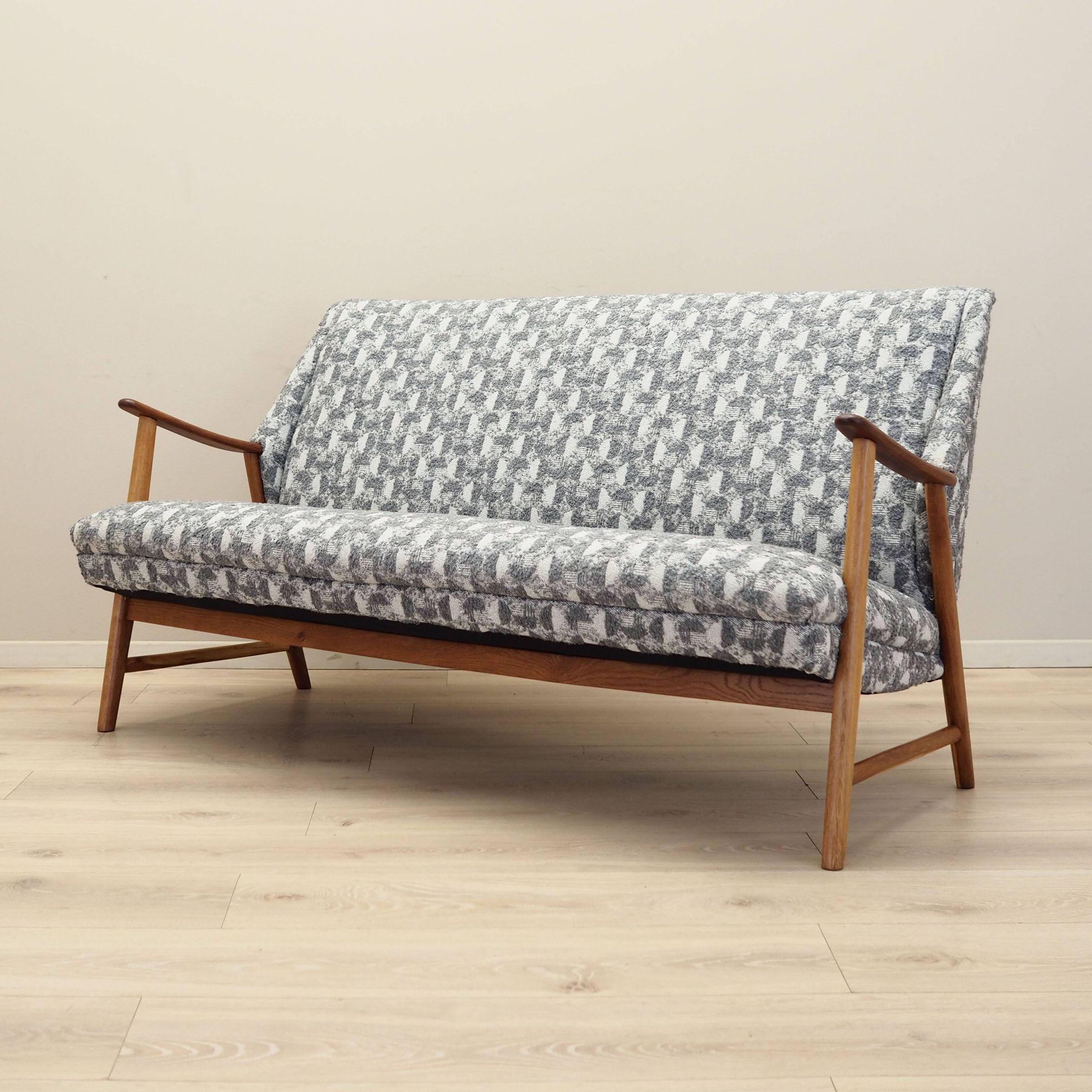Oak sofa, Danish design, 1970s, production: Denmark