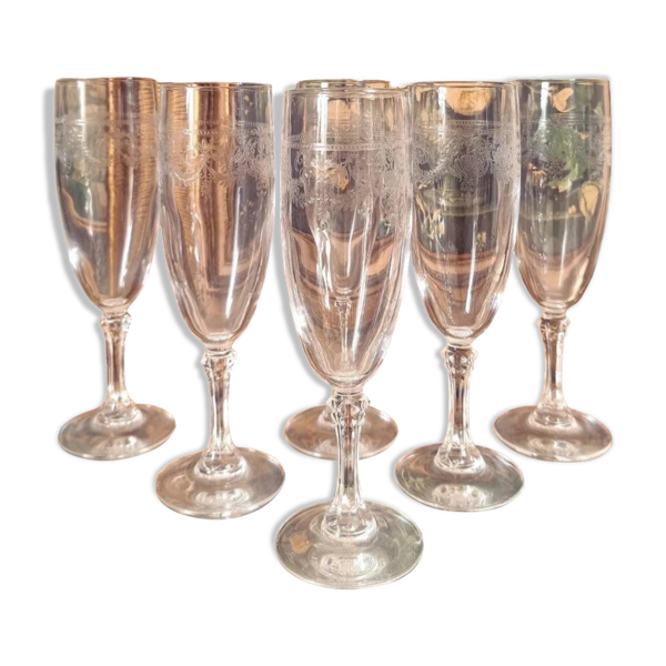 6 flûtes en cristal