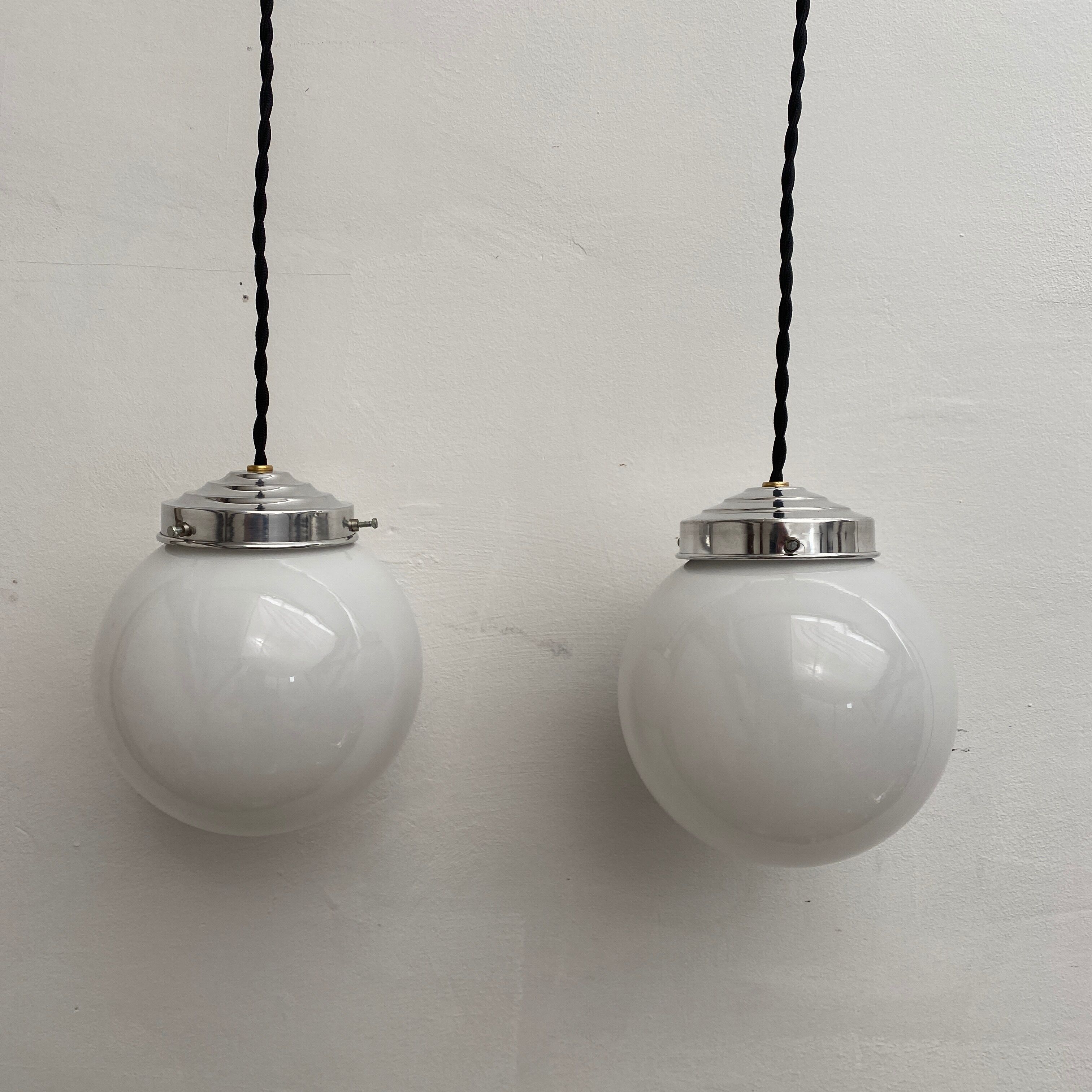 Lot 2 vintage opaline hanging lamps