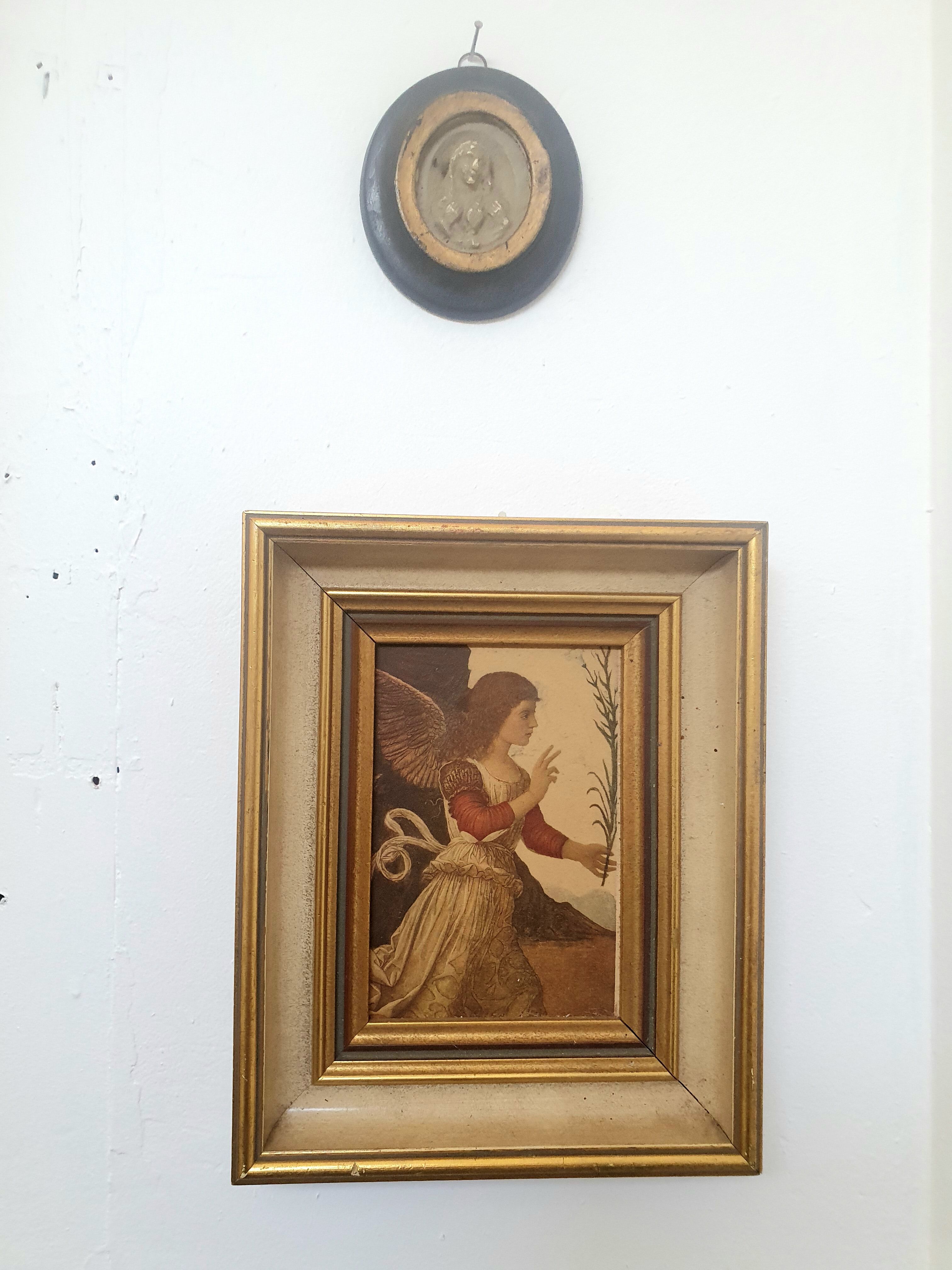 Italian Renaissance angel setting