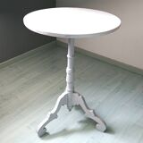 Pedestal table in old wood