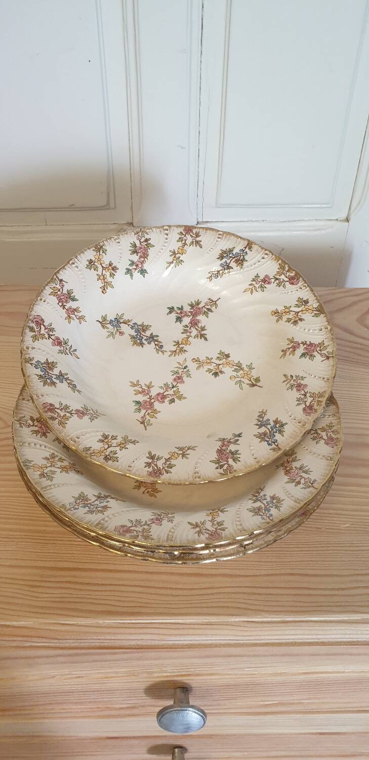 Four Louis XV plates from Sarreguemines