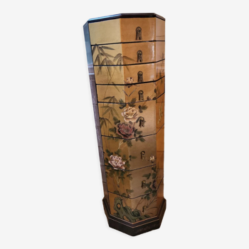 Lacquered Asian column