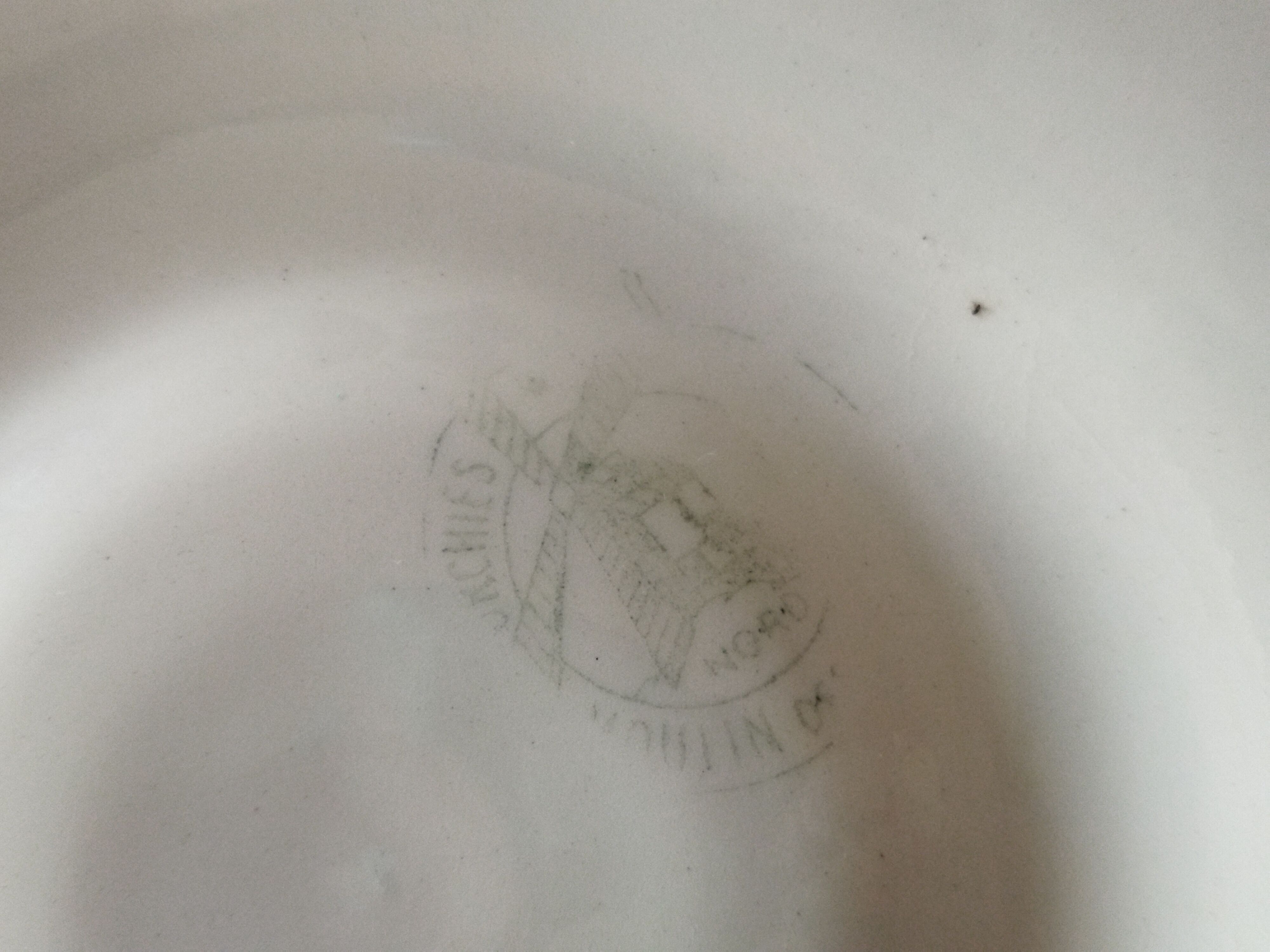2 Moulin des Loups Orchies oyster plates
