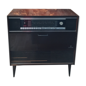 meuble radio Grunding