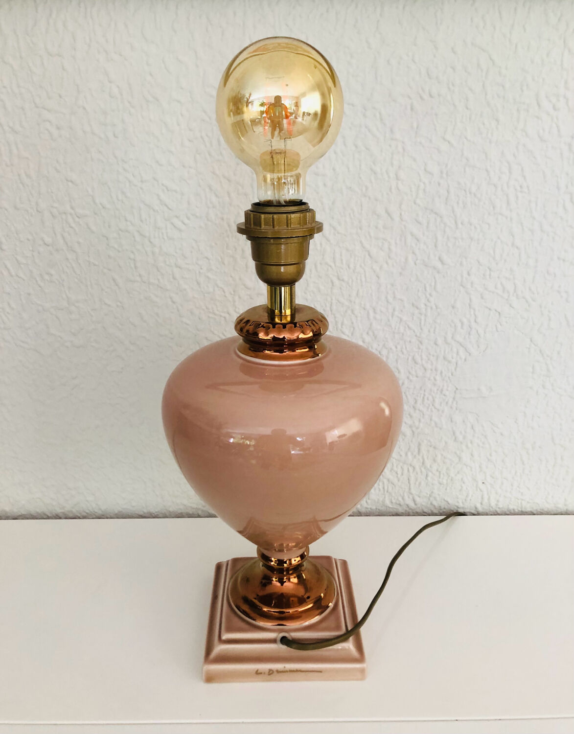 Ceramic lamp in pink and copper signed Louis Drimmer, circa 1980.