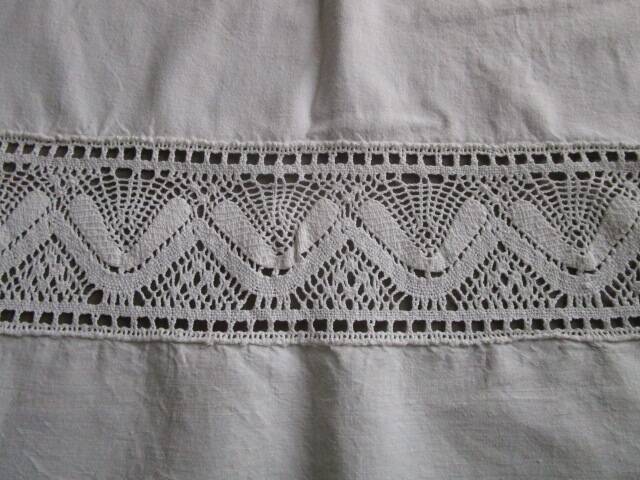 Old single sheet 260x135cm - embroidered back