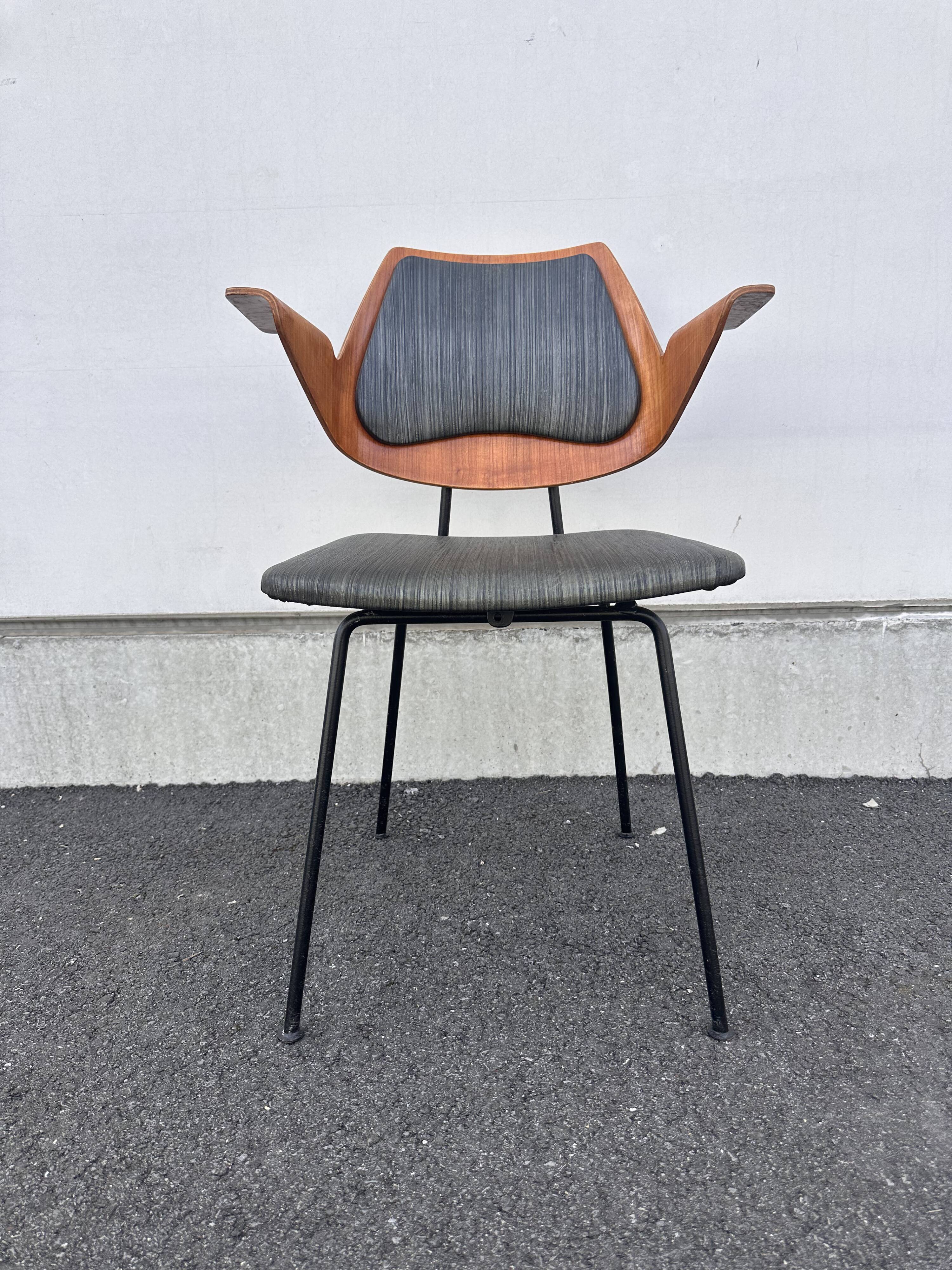 Rare Robin Day armchair for Hille, United Kingdom, circa 1951–1953
