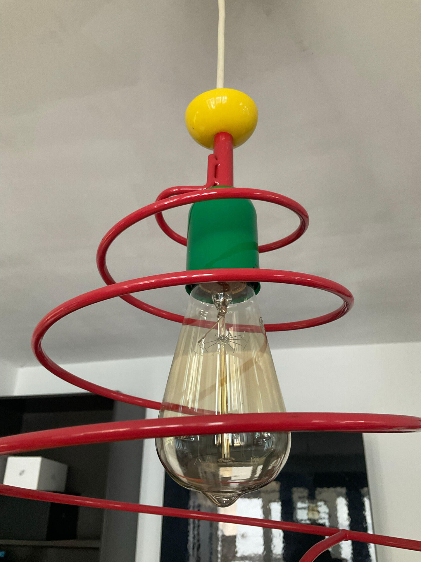 Suspension style Menphis des années 80