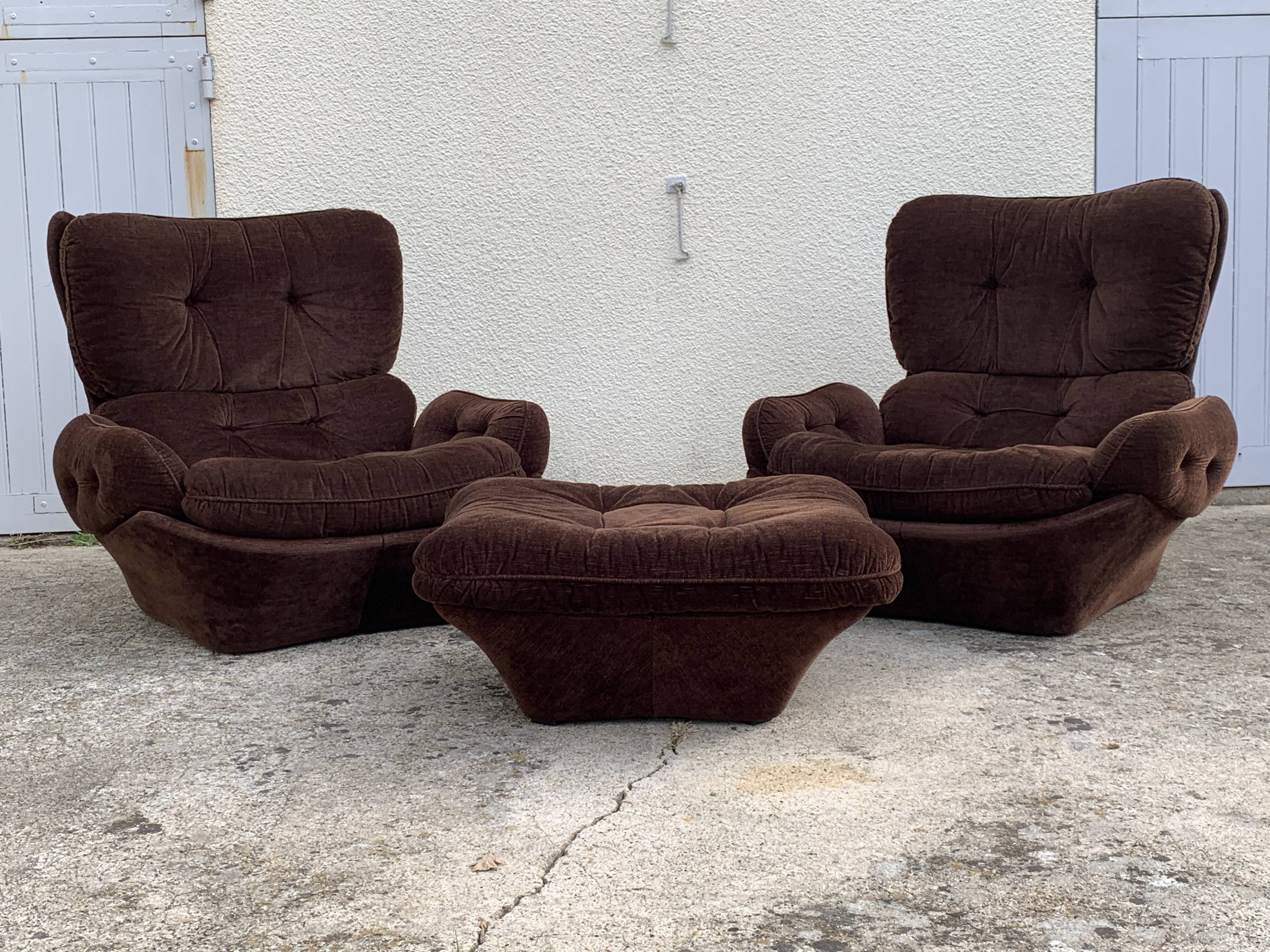 Space age 1970 beka armchairs and ottomans