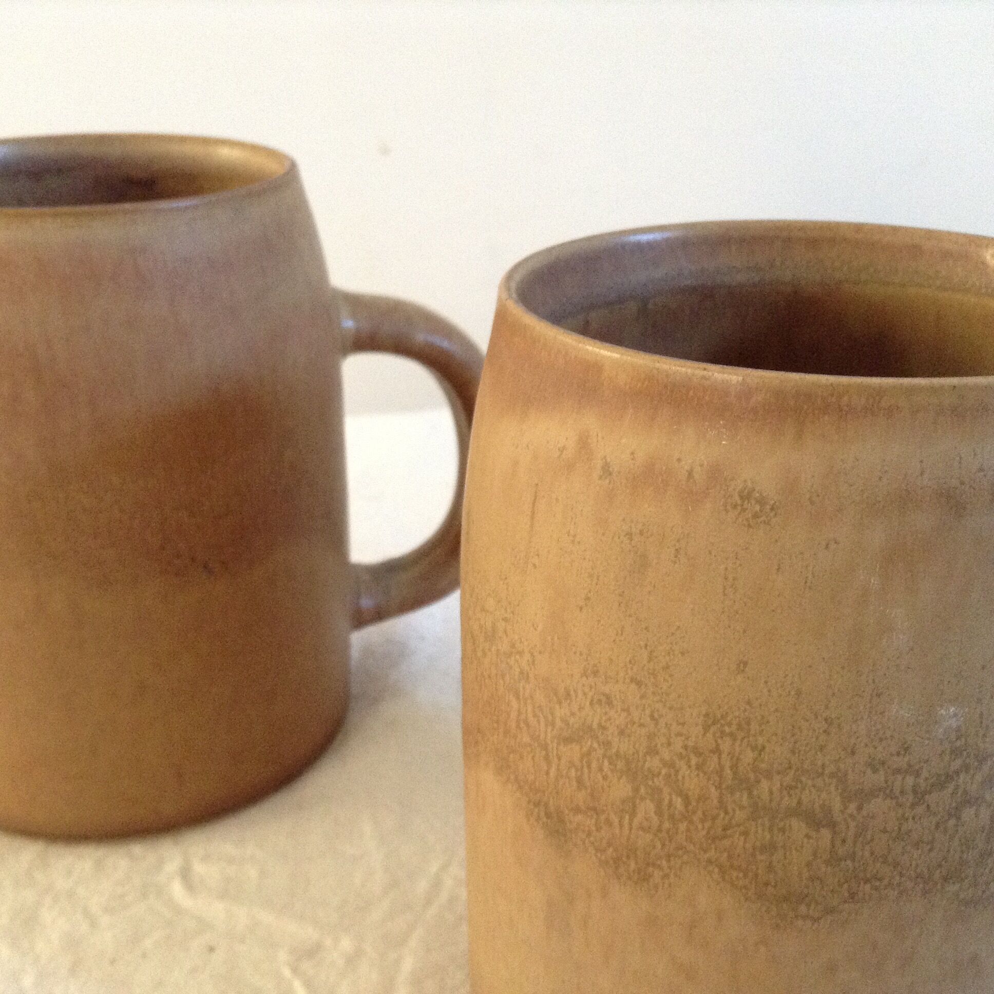 Mugs en grès