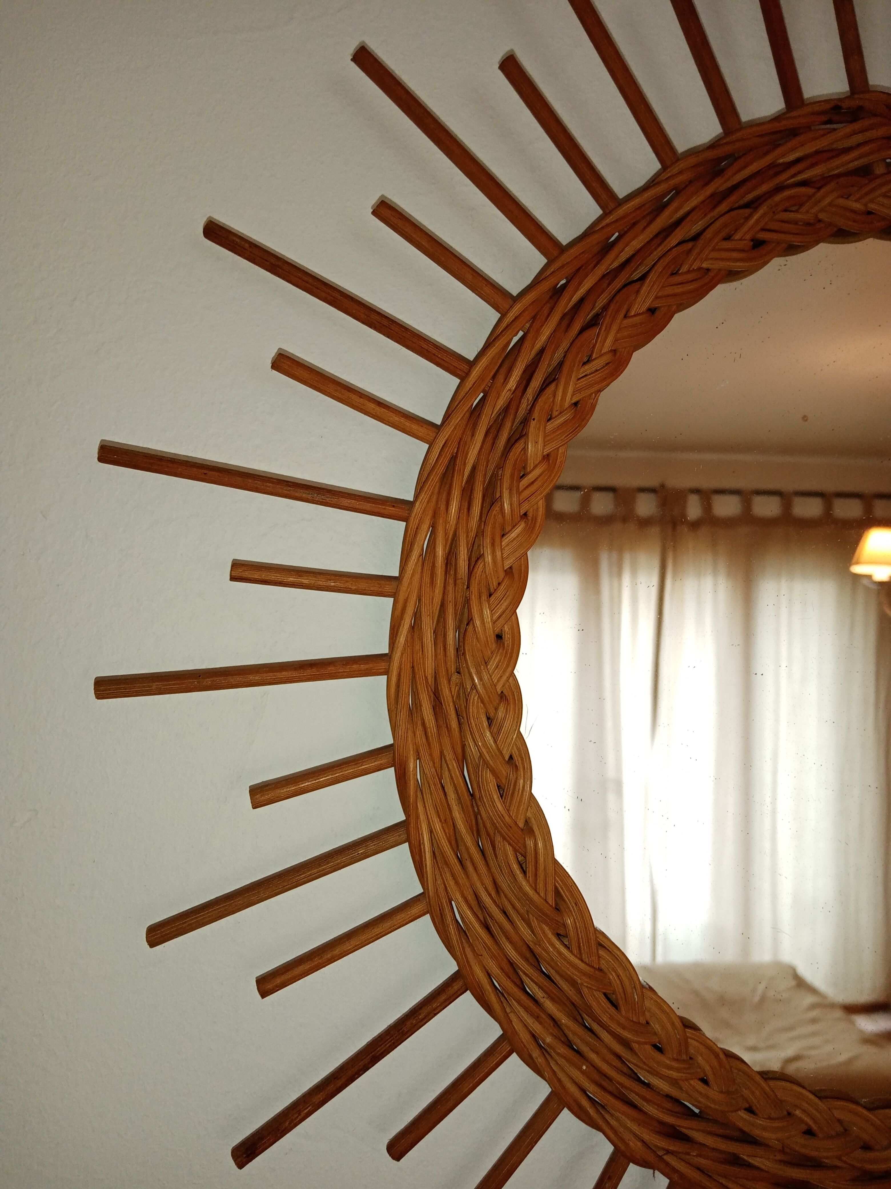 Wicker sun mirror