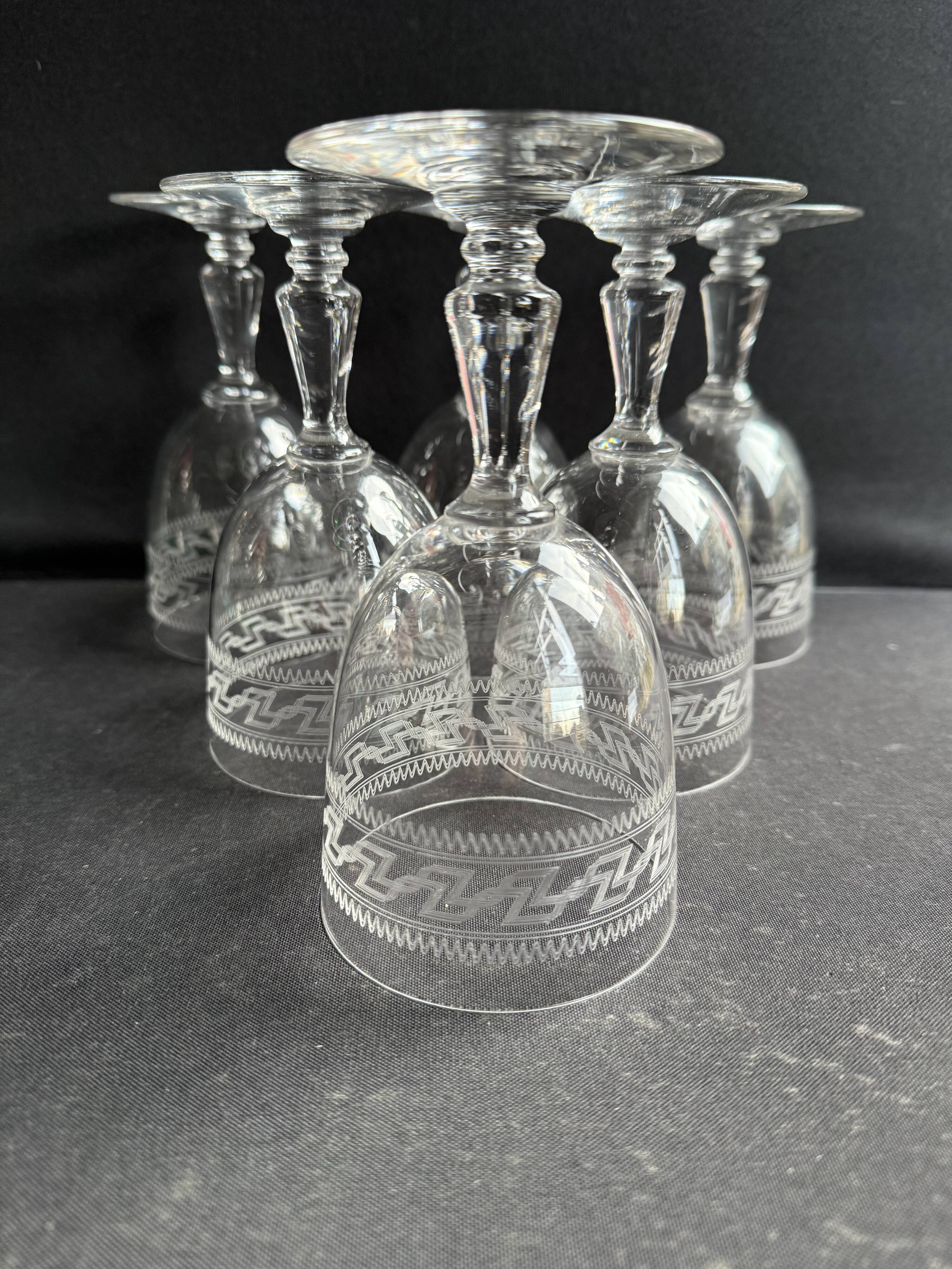 6 verres à eau Baccarat gravure Grecque inclinée