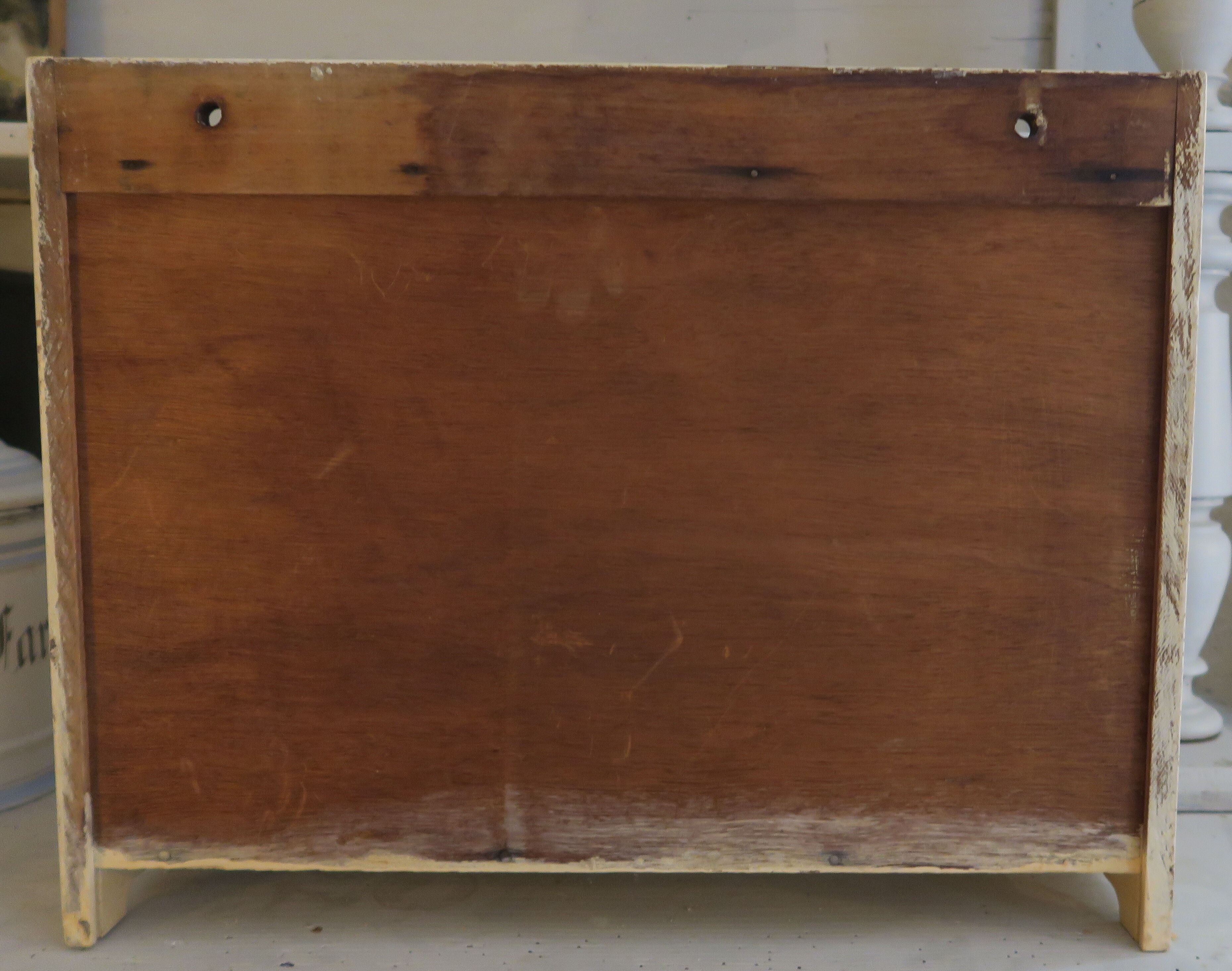 Spice cabinet with earthenware drawers