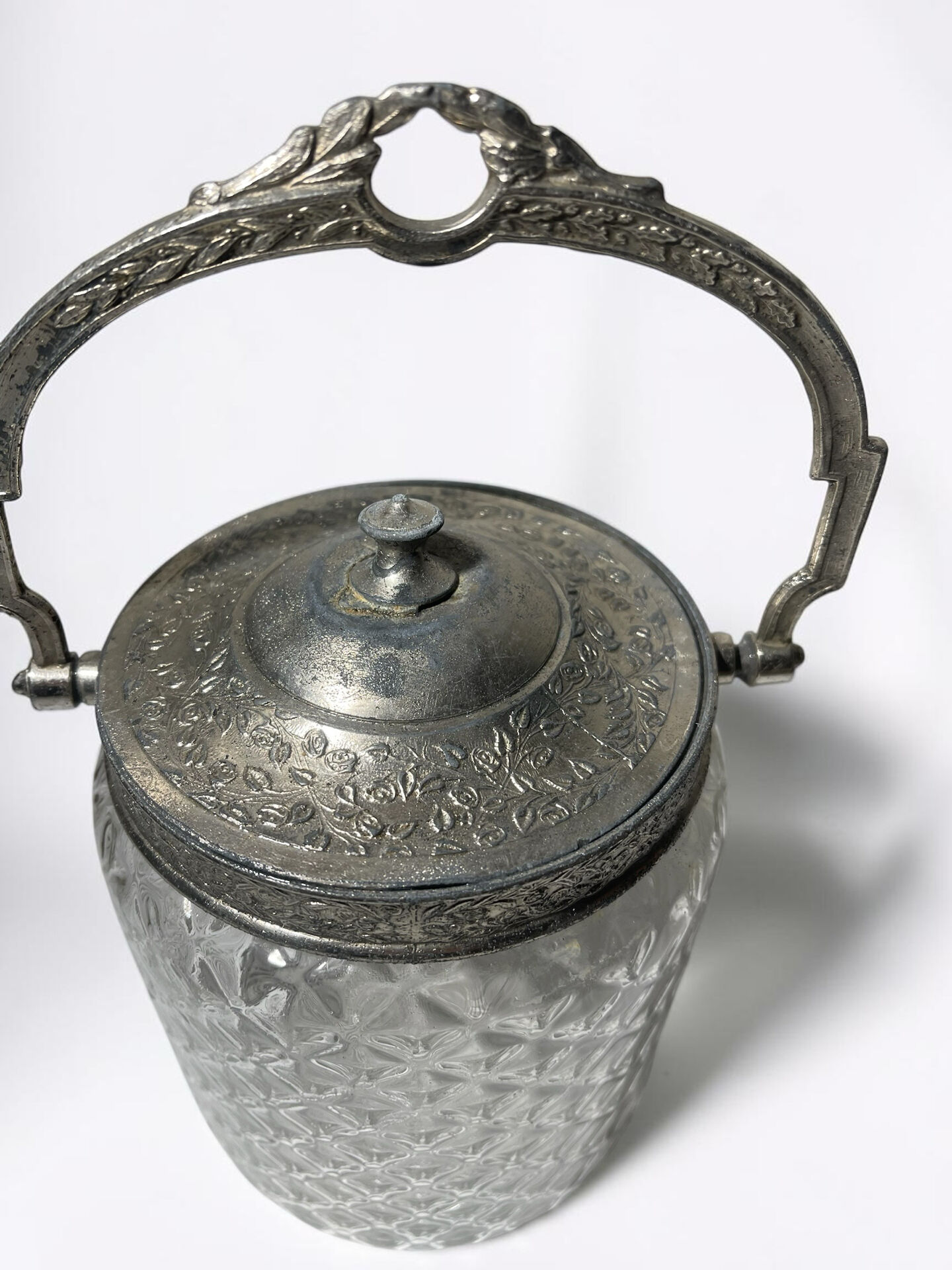 Biscuit jar