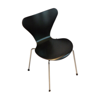 Chaise modèle 3107 d'Arne Jacobsen