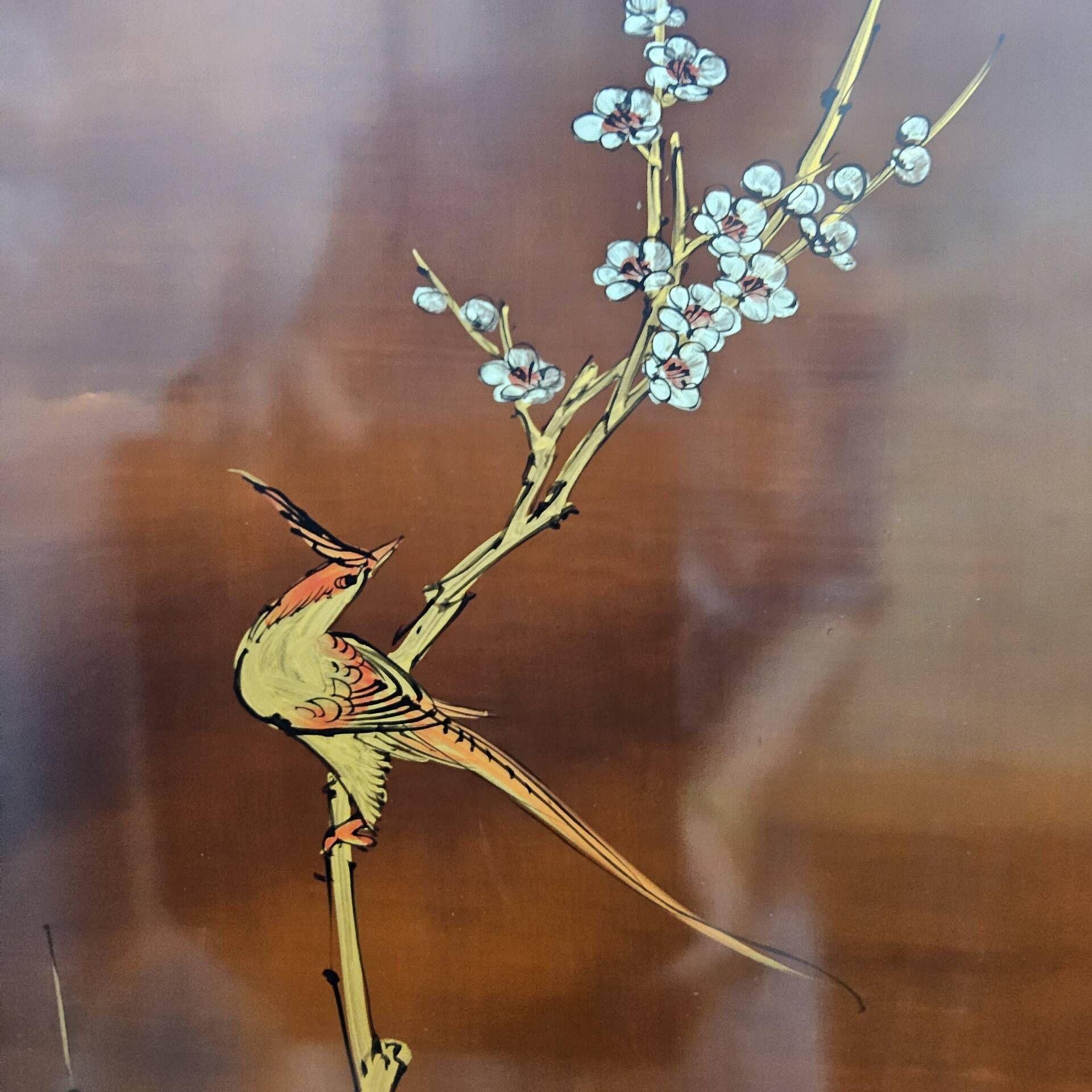 Cabinet chinois vintage avec feuille d'or, fleurs et oiseaux / bohème