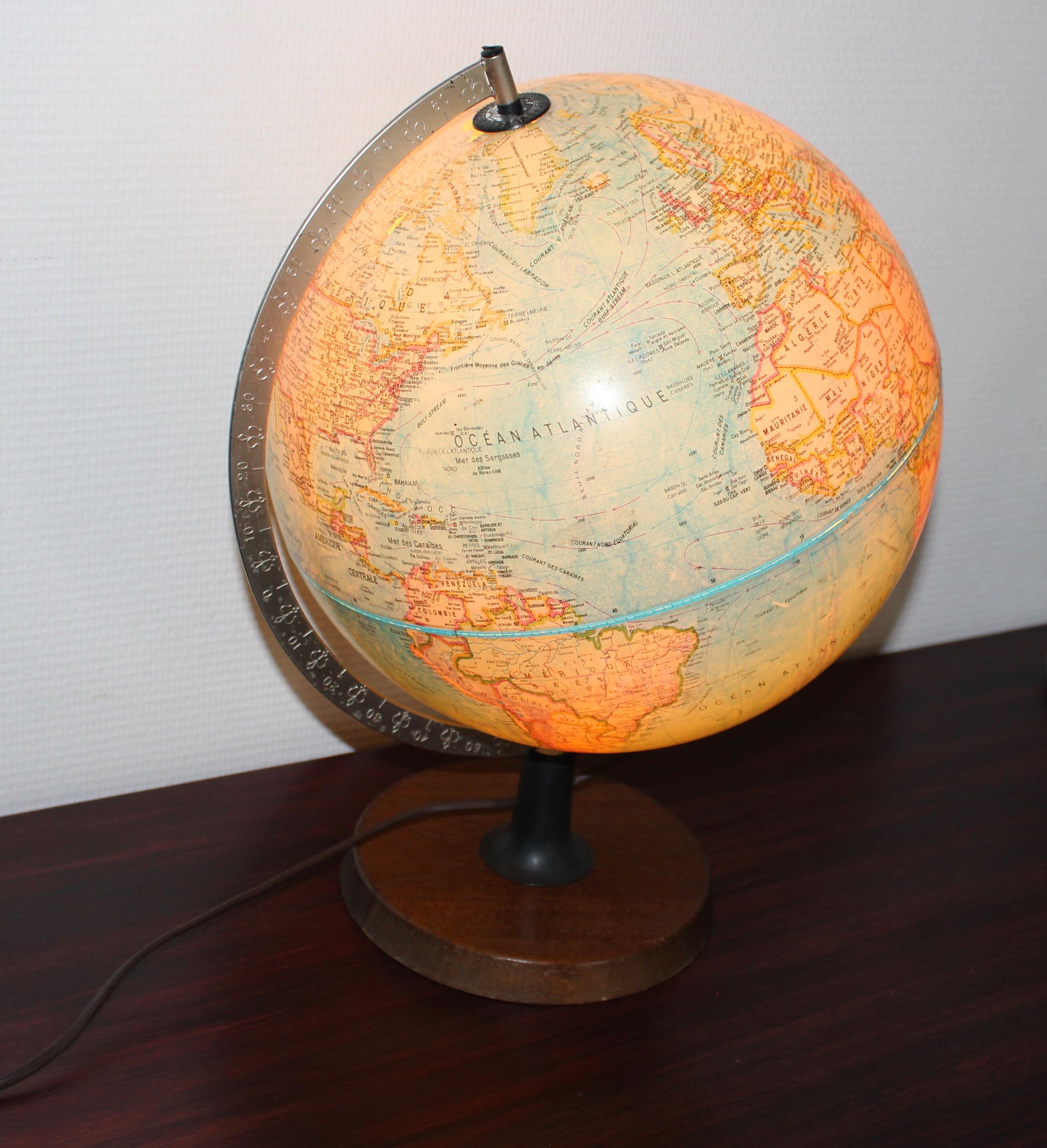 Globe land vintage 1970