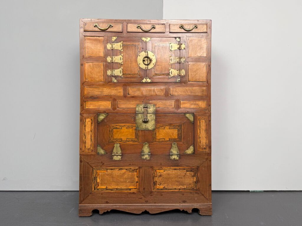 Commode Tansu antique, Corée, début du 20e siècle