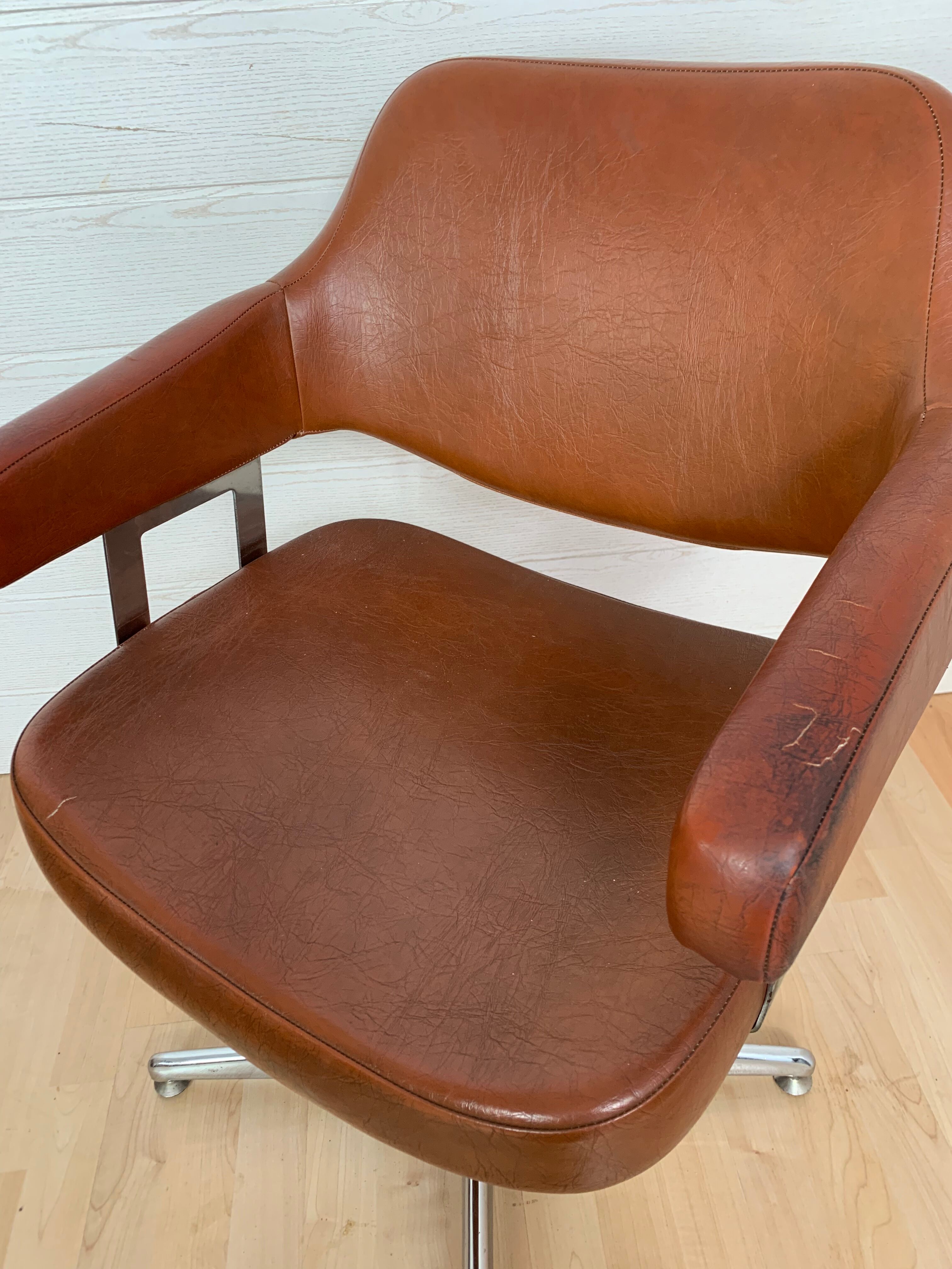 Vintage office chair - 1970