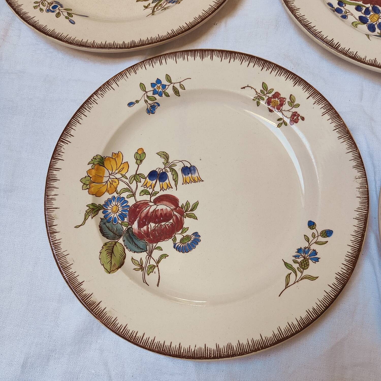 Flat plates late 19th century Joseph Hannong