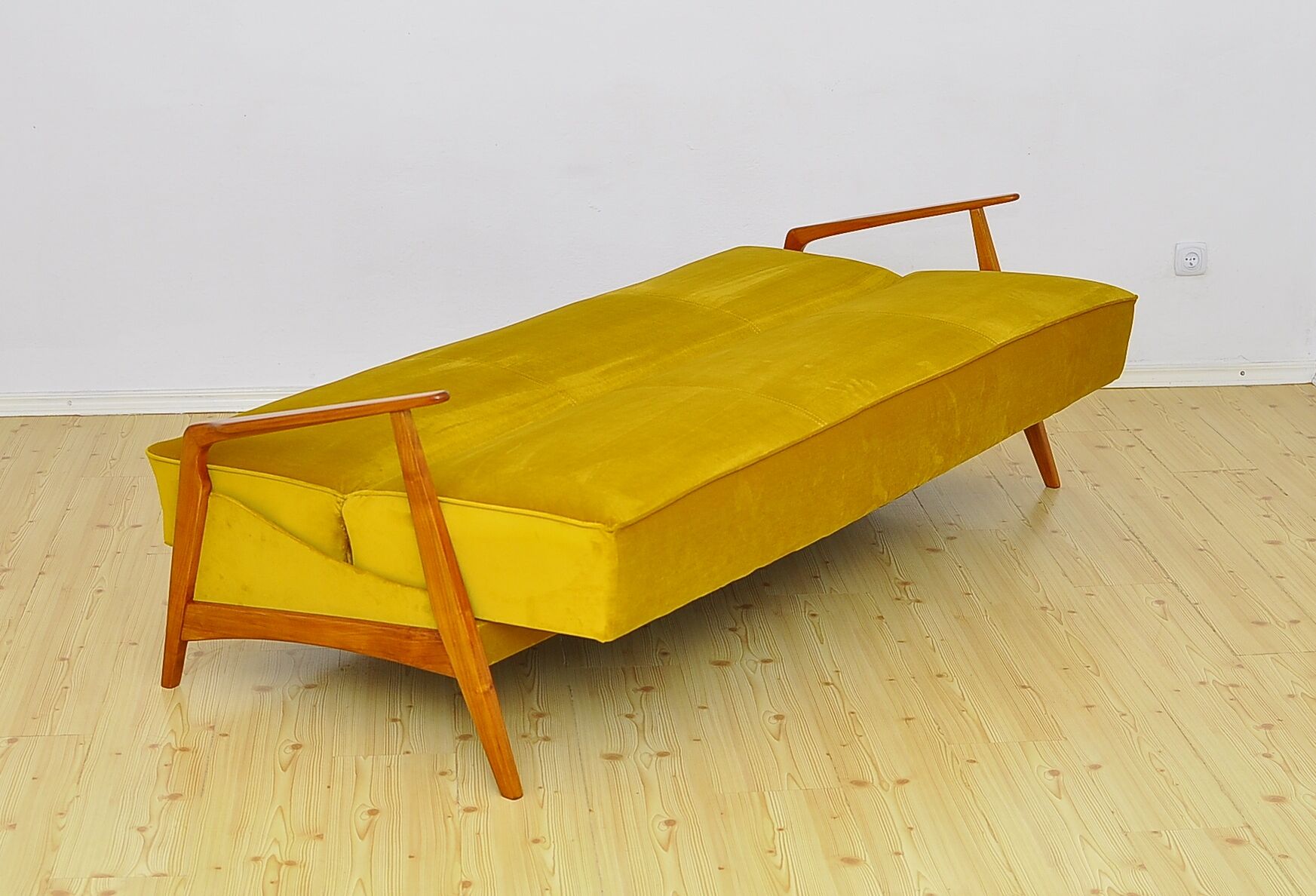 Mid-century Velvet and Cherry Wood Sofa Daybed, 1960s