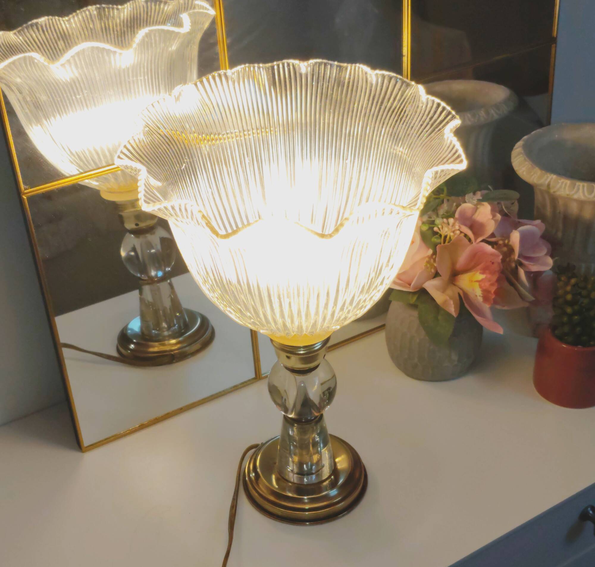 Authentic art deco chalice table lamp - 1930/40 - glass and brass