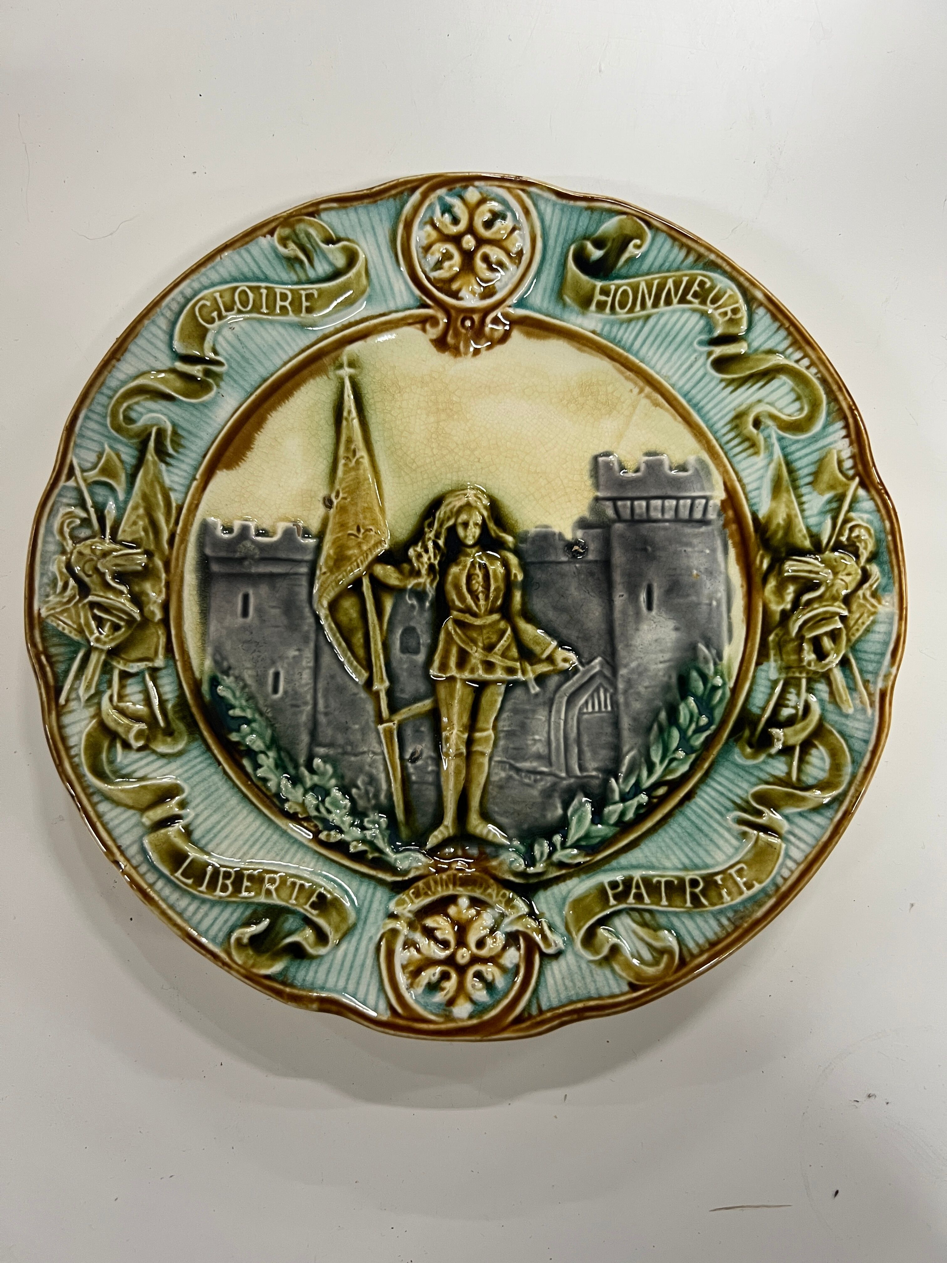 Decorative plate Barbotine Faience Joan of Arc